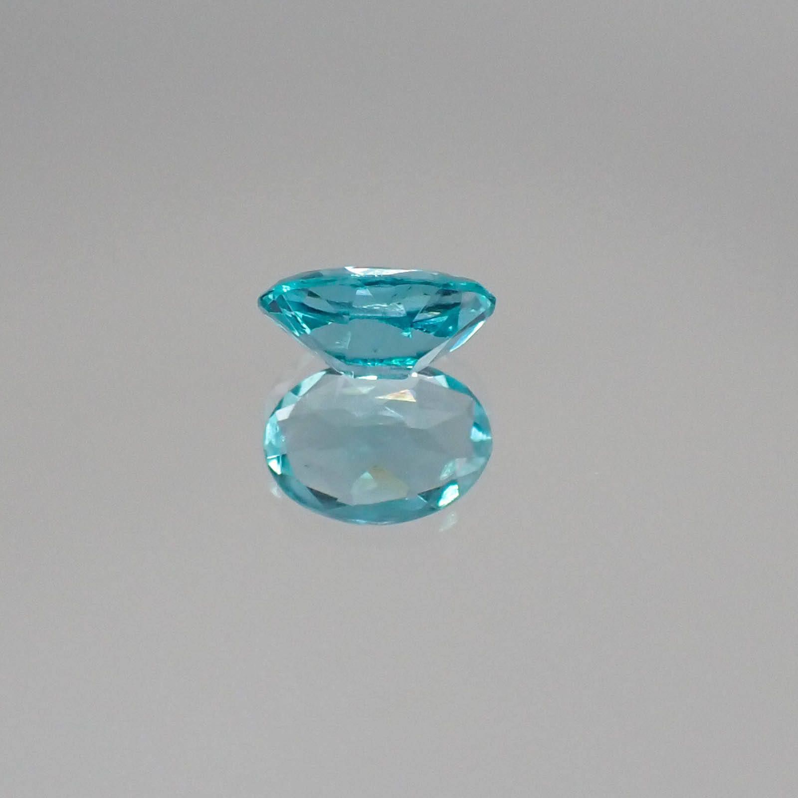 アパタイト(宝石名アパタイト)ブラジル産 0.74ct 識別済[230522009]7x5.1mm前後