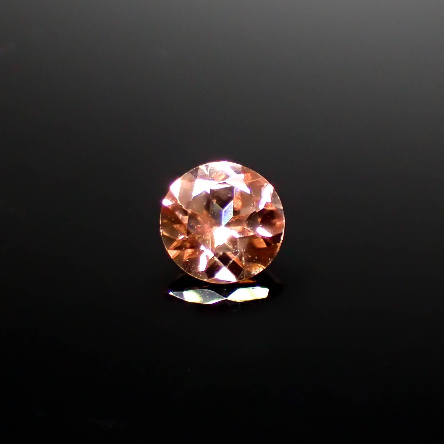 オレンジジルコン スリランカ/カンボジア産 1.57ct[240728496]6.9x6.9mm前後
