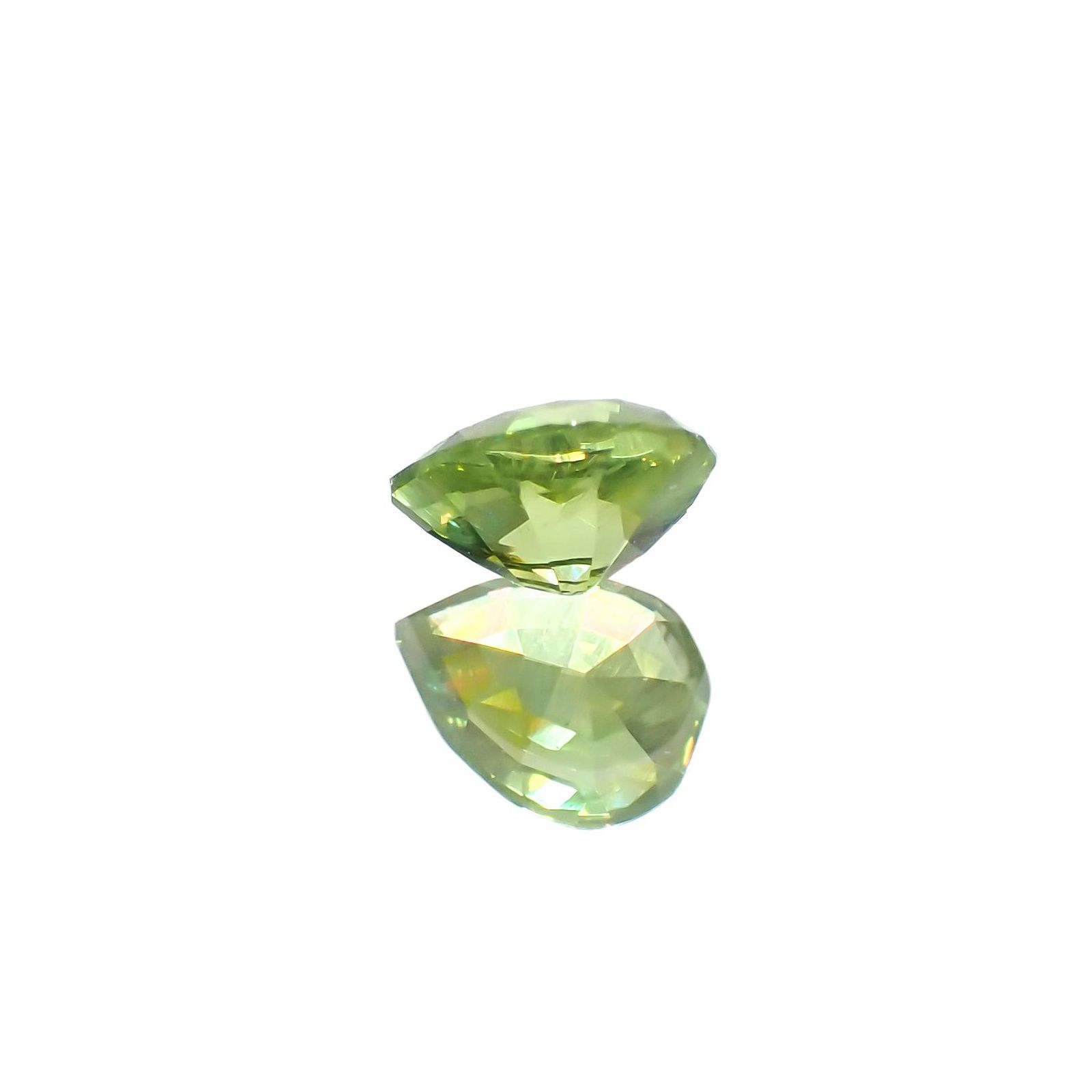 デマントイドガーネット ロシア産 0.28ct[220917677]4.5x3.4mm前後