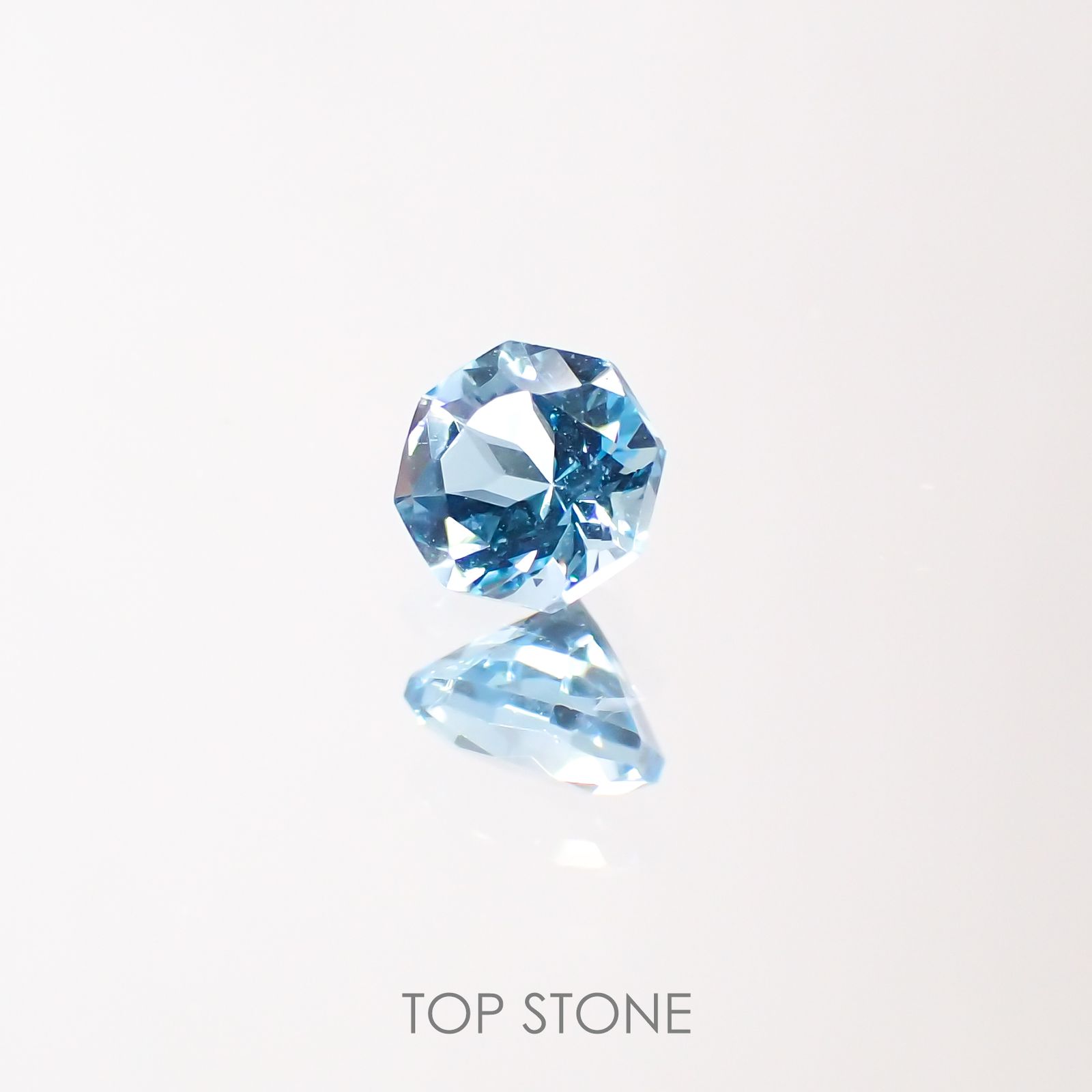 ◇オクタゴンカット◇スイスブルートパーズ(宝石名ブルー・トパーズ)ブラジル産 0.35ct 識別済[220113905]4x4mm前後