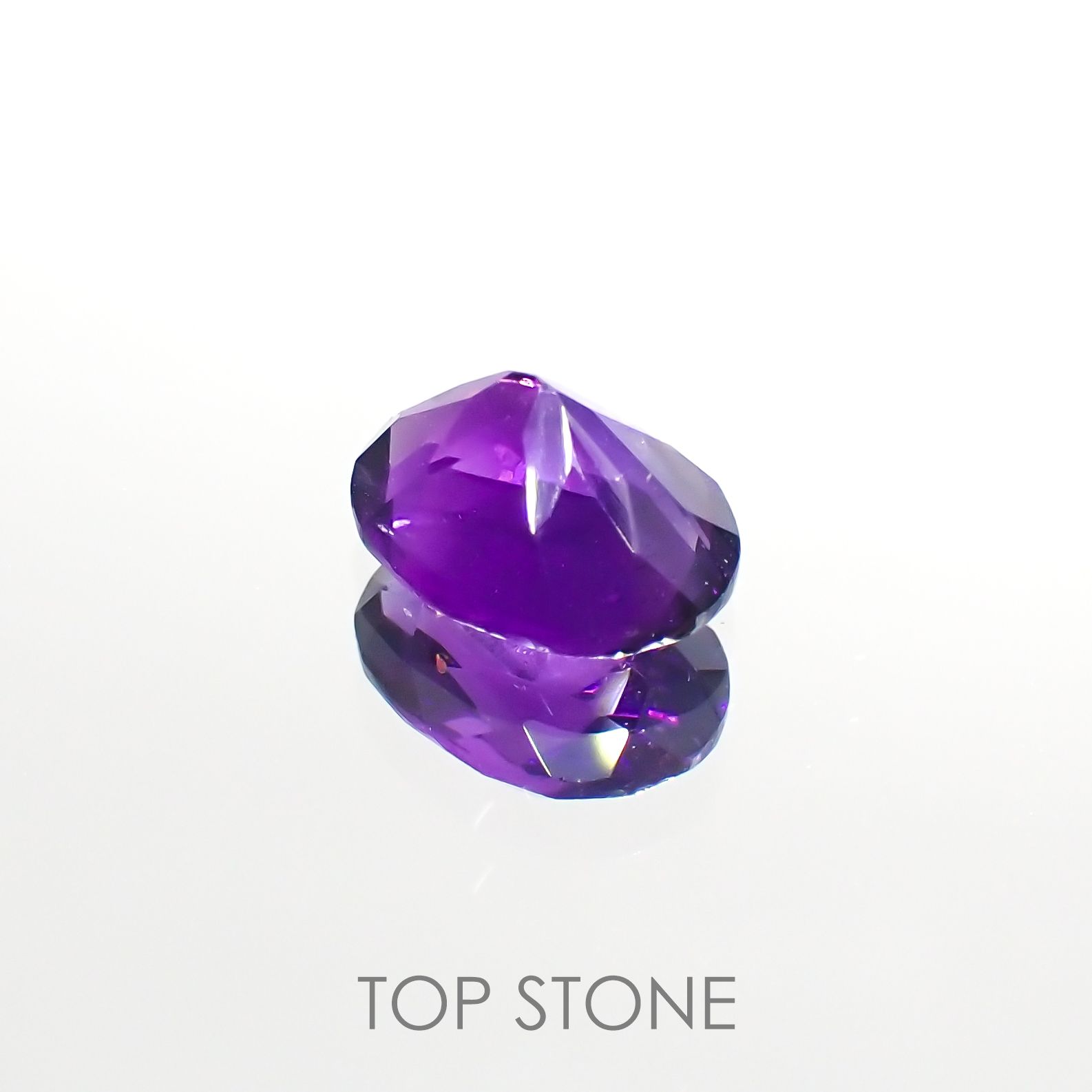 カラーシフトアメジスト(宝石名アメシスト)ブラジル/ウルグアイ産 1.52ct 識別済[220113962]8.9x6.9mm前後