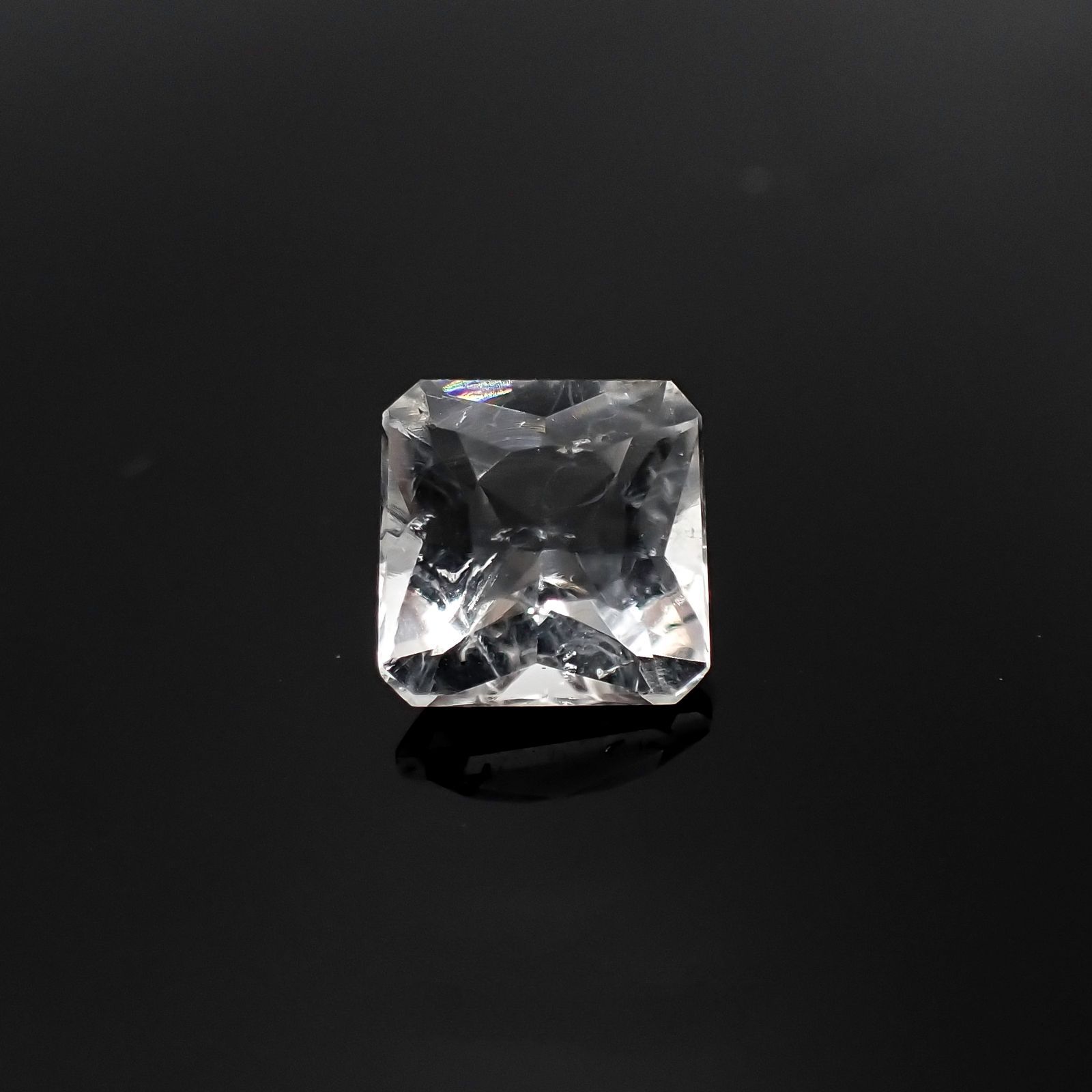 ハイアライトオパール(宝石名オパール)メキシコ産 1.42ct 識別済[231024008]7.3x7.3mm前後