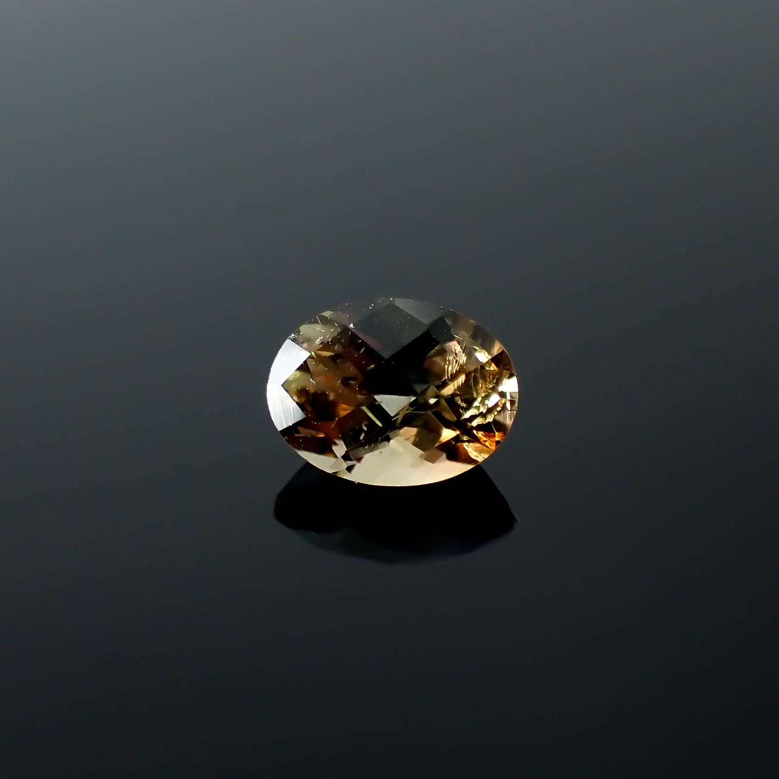 ◇チェッカーカット◇アンダリュサイト スリランカ/マダガスカル産 0.99ct[240226140]6.9x5.1mm前後