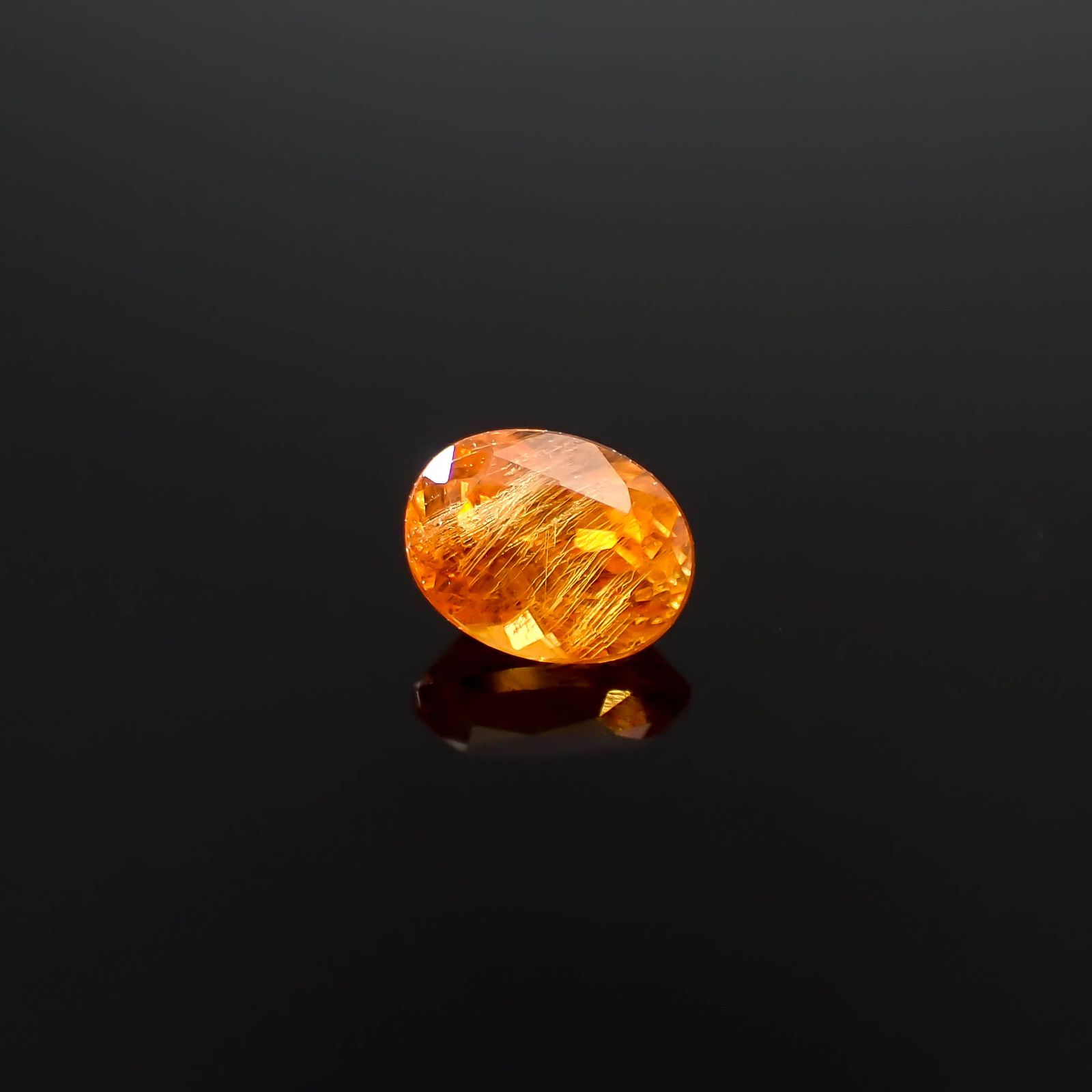 マンダリンガーネット マダガスカル産 0.29ct[240628230]4x3.1mm前後
