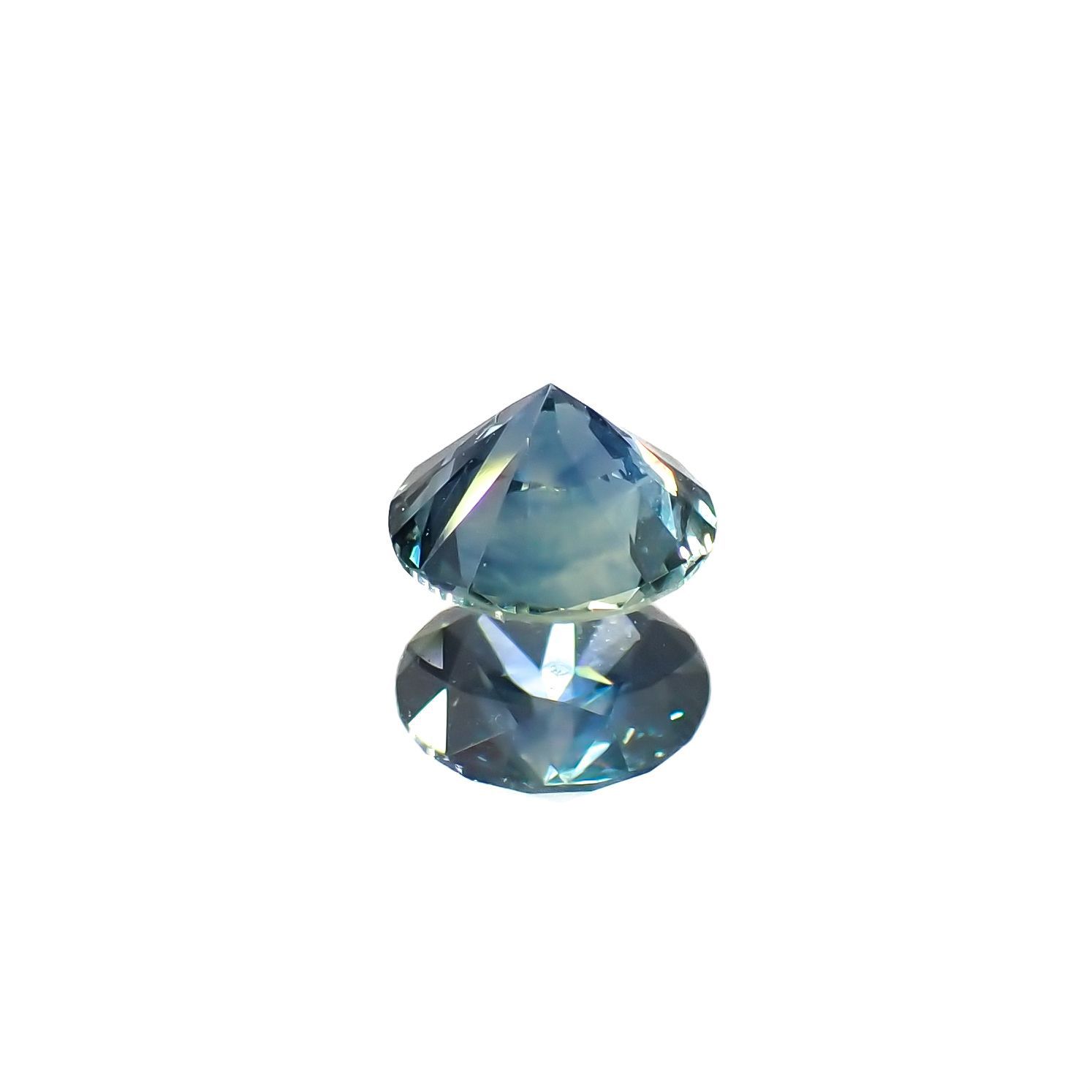 モンタナサファイア(宝石名サファイア)アメリカ・モンタナ州産 0.59ct 識別済[220616652]5.1x5.1mm前後