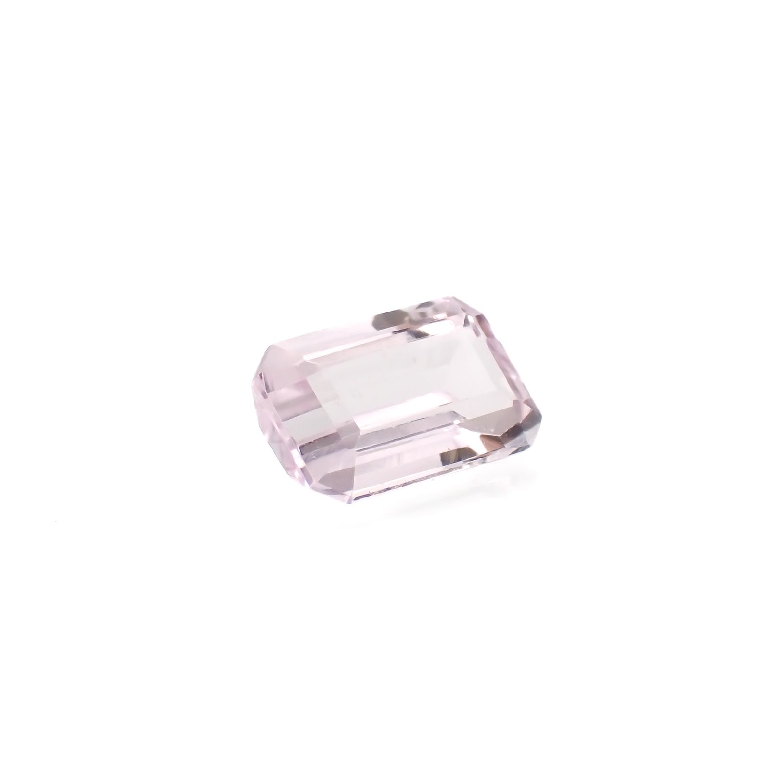 クンツァイト(宝石名クンツァイト)アフガニスタン産 1.57ct 識別済[231023869]8.3x5.7mm前後