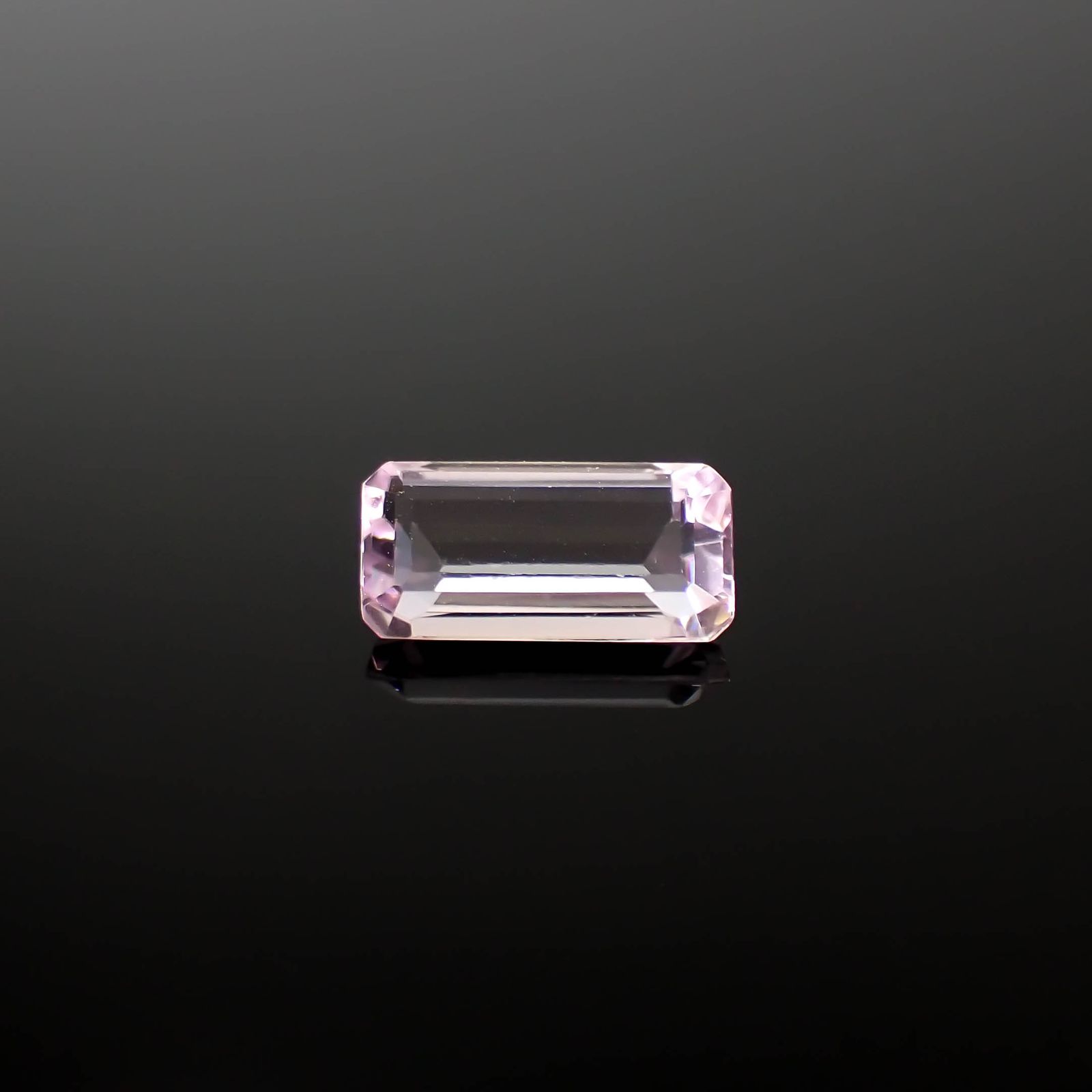 クンツァイト アフガニスタン産 2.72ct[231225137]11.9x6mm前後