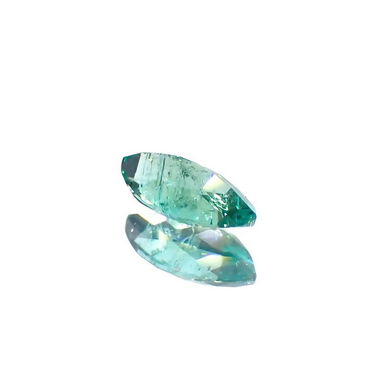 パライバトルマリン(宝石名トルマリン/別名パライバ・トルマリン)ブラジル・キントス鉱山産 0.262ct ソ付(宝貴協)[221018729]6.2x3.1mm前後