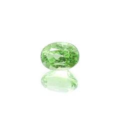 ミントガーネット(宝石名グリーン グロッシュラー・ガーネット)タンザニア産 識別済 1.15ct / 6.6x4.8mm前後 [260222255]
