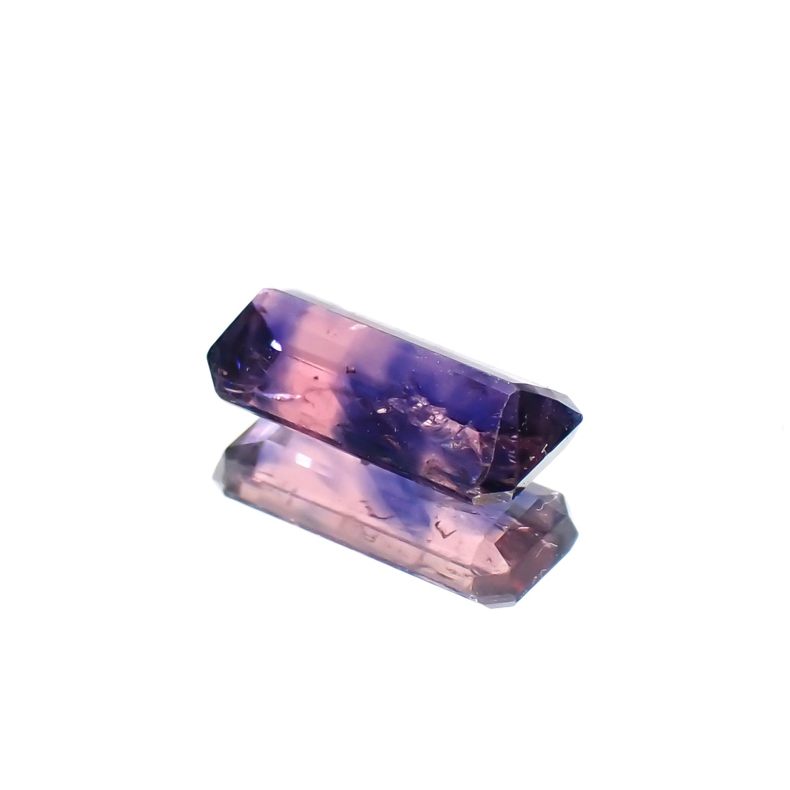 ウィンザーサファイア 非加熱 タンザニア・ウィンザー産 0.78ct[230722840]7.5x3.6mm前後 | TOP  STONE(トップストーン)