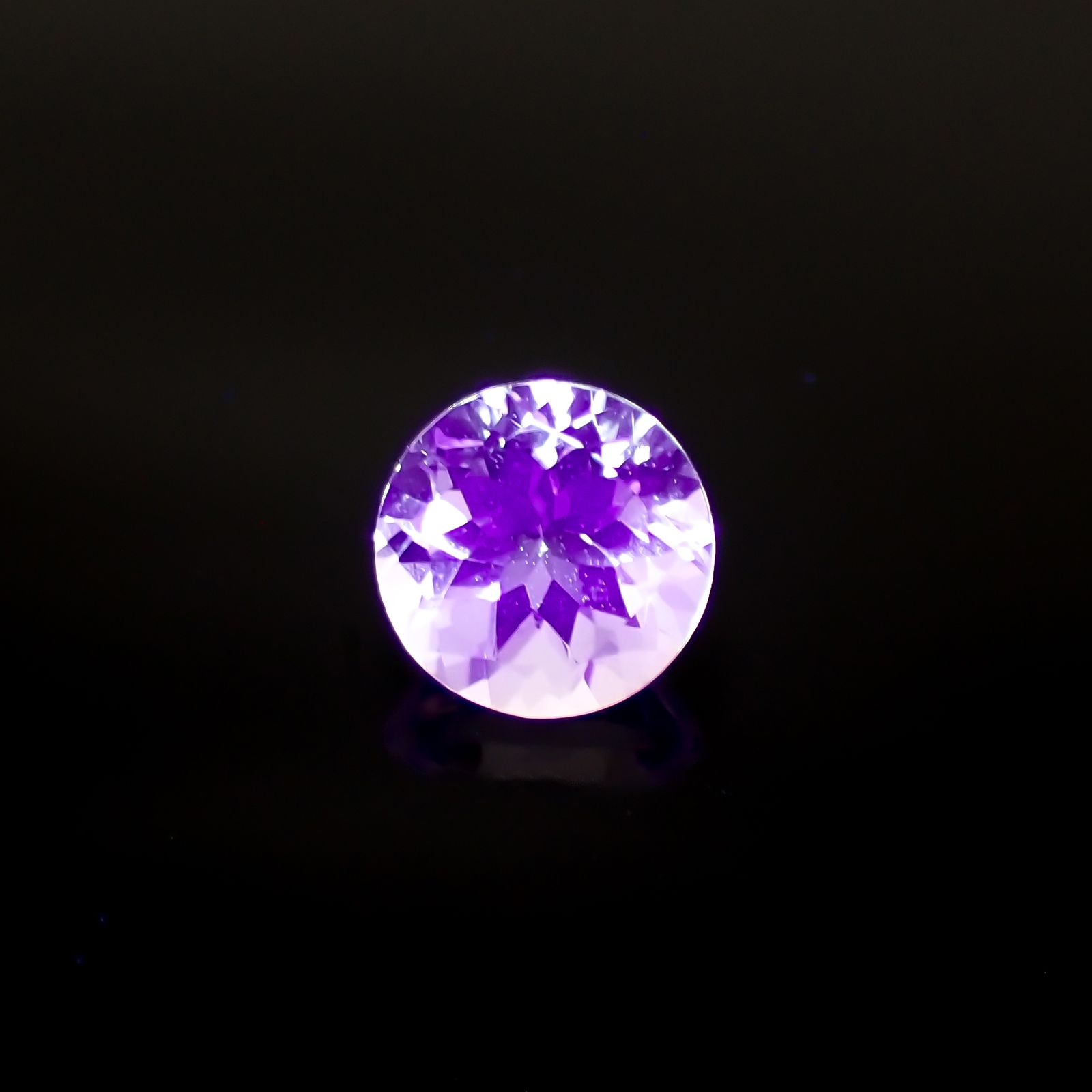 イエロースキャポライト フルオレッセンス(宝石名スキャポライト)タンザニア産 1.25ct 識別済[230722653]6.9x6.9mm前後