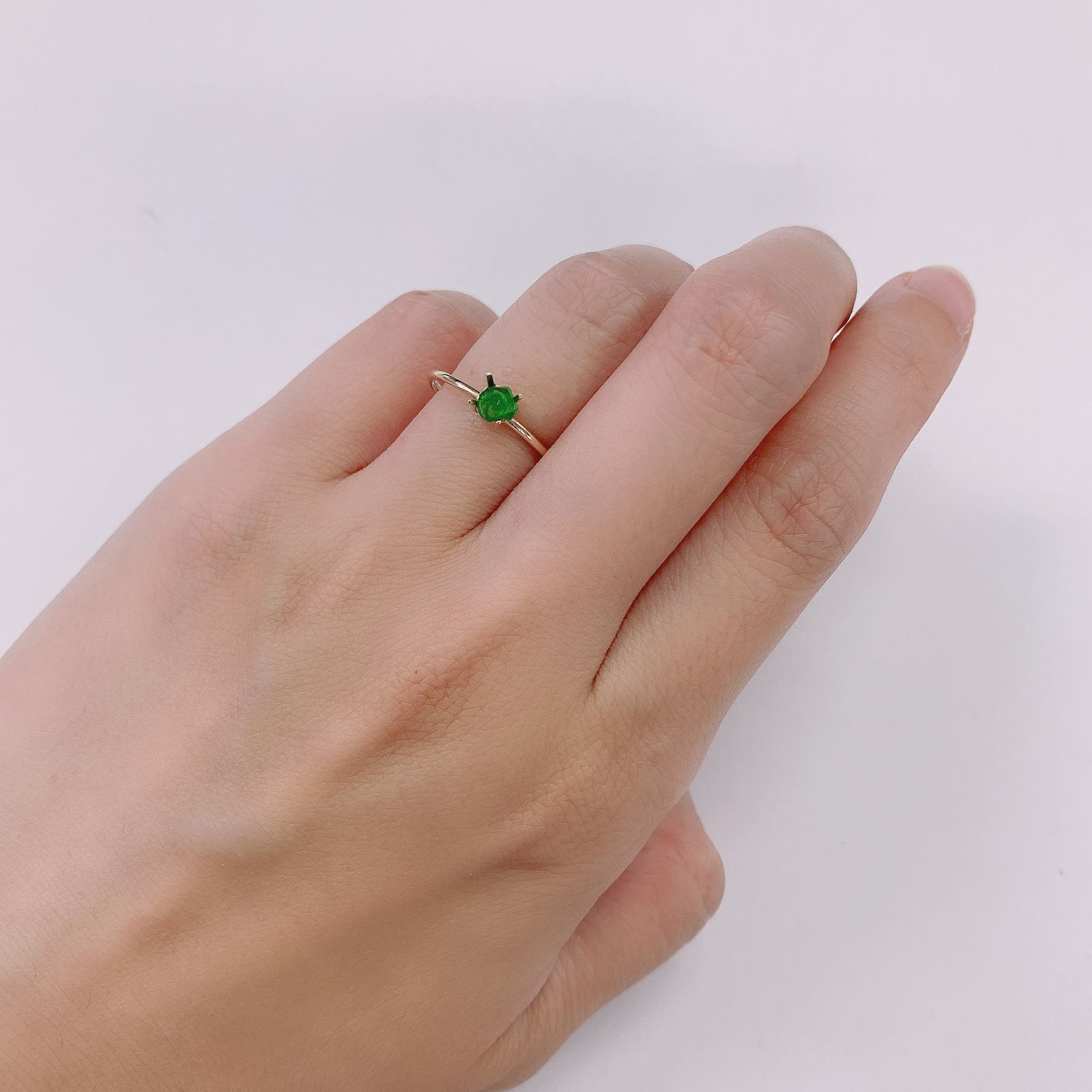 デマントイドガーネット(宝石名デマントイド・ガーネット) 原石・結晶 0.17ct 識別済[210912777]4×3.9mm前後