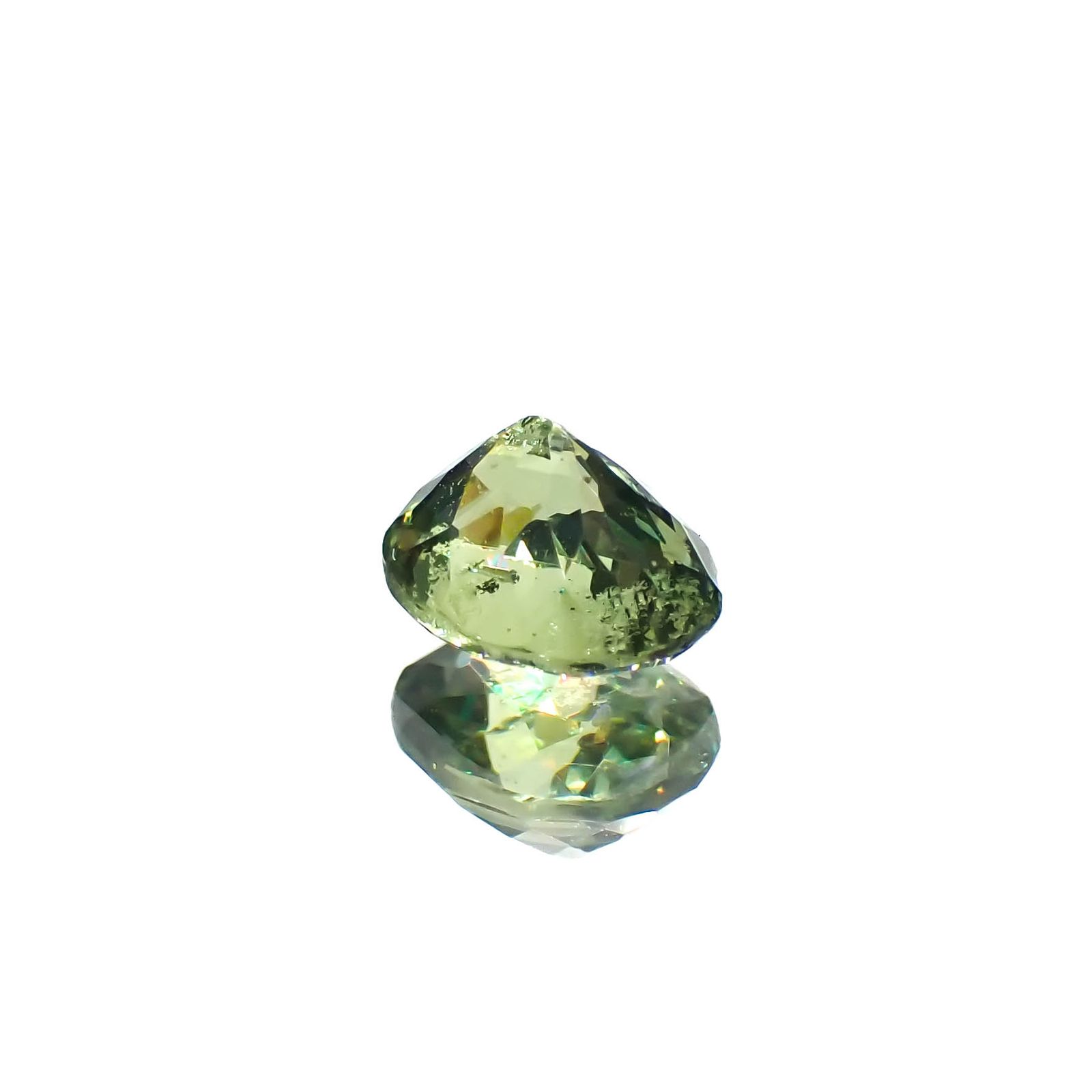 デマントイドガーネット ナミビア共和国産 0.62ct[230421380]5.4x4.4mm前後