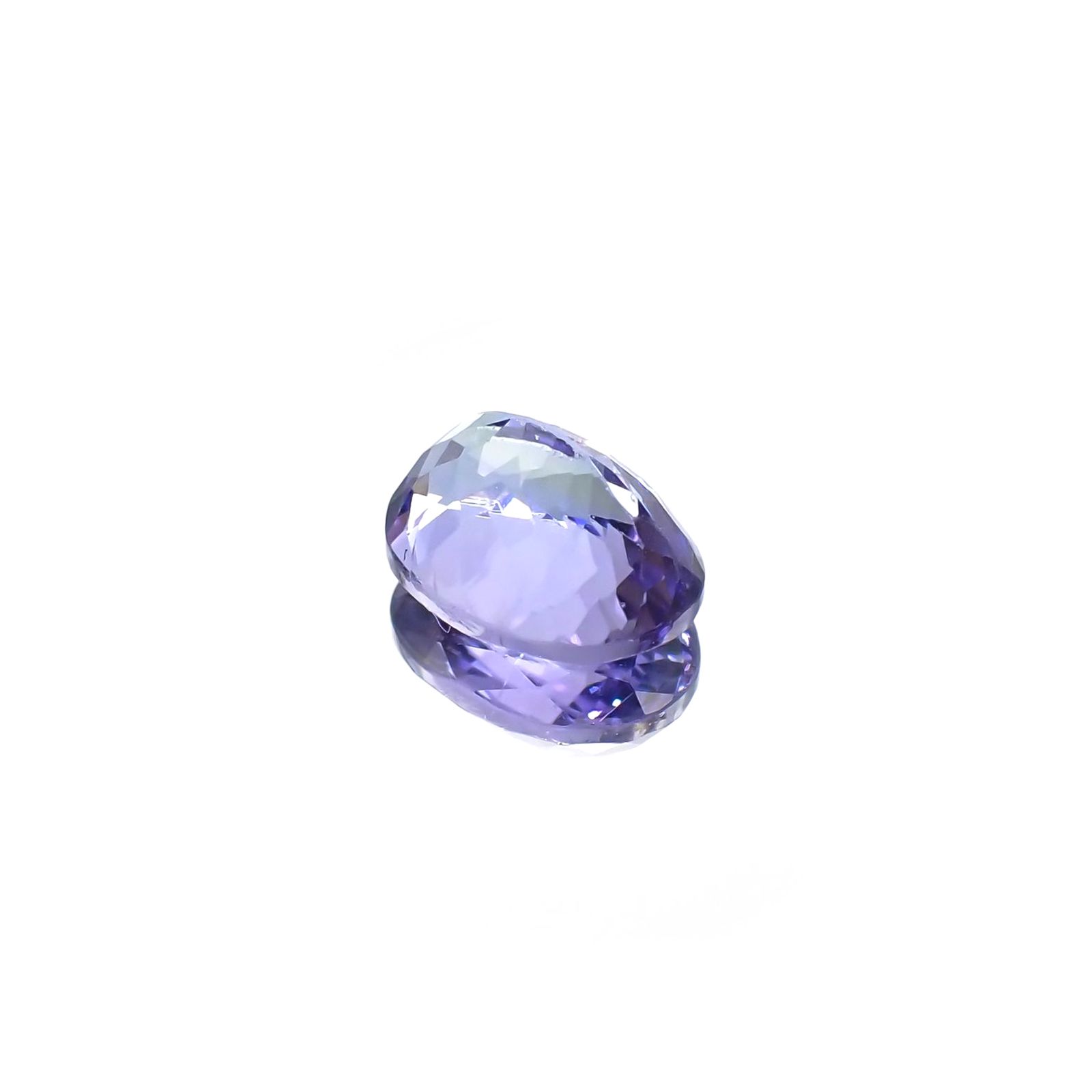 タンザナイト(宝石名タンザナイト) タンザニア産 1.99ct 識別済[210711834]8.6×6.5mm前後