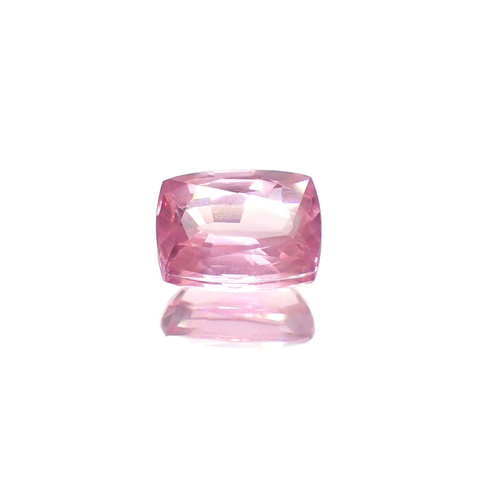 ピンクスピネル(宝石名ピンク・スピネル)タンザニア産 ソ付(彩珠) 1.120ct / 7.3x5mm前後 [260222569]