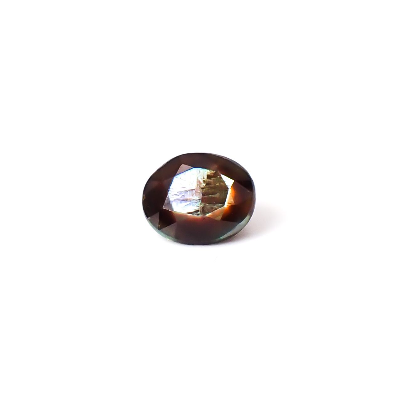 レインボーガーネット 日本・奈良県産 2.05ct / 8x6.6mm前後 [260432087]