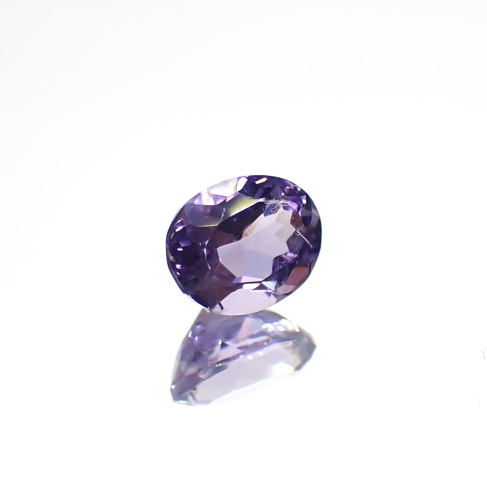 マリアライト(宝石名パープル・スキャポライト)スリランカ産 0.45ct 識別済[220114874]5.5x4.4mm前後