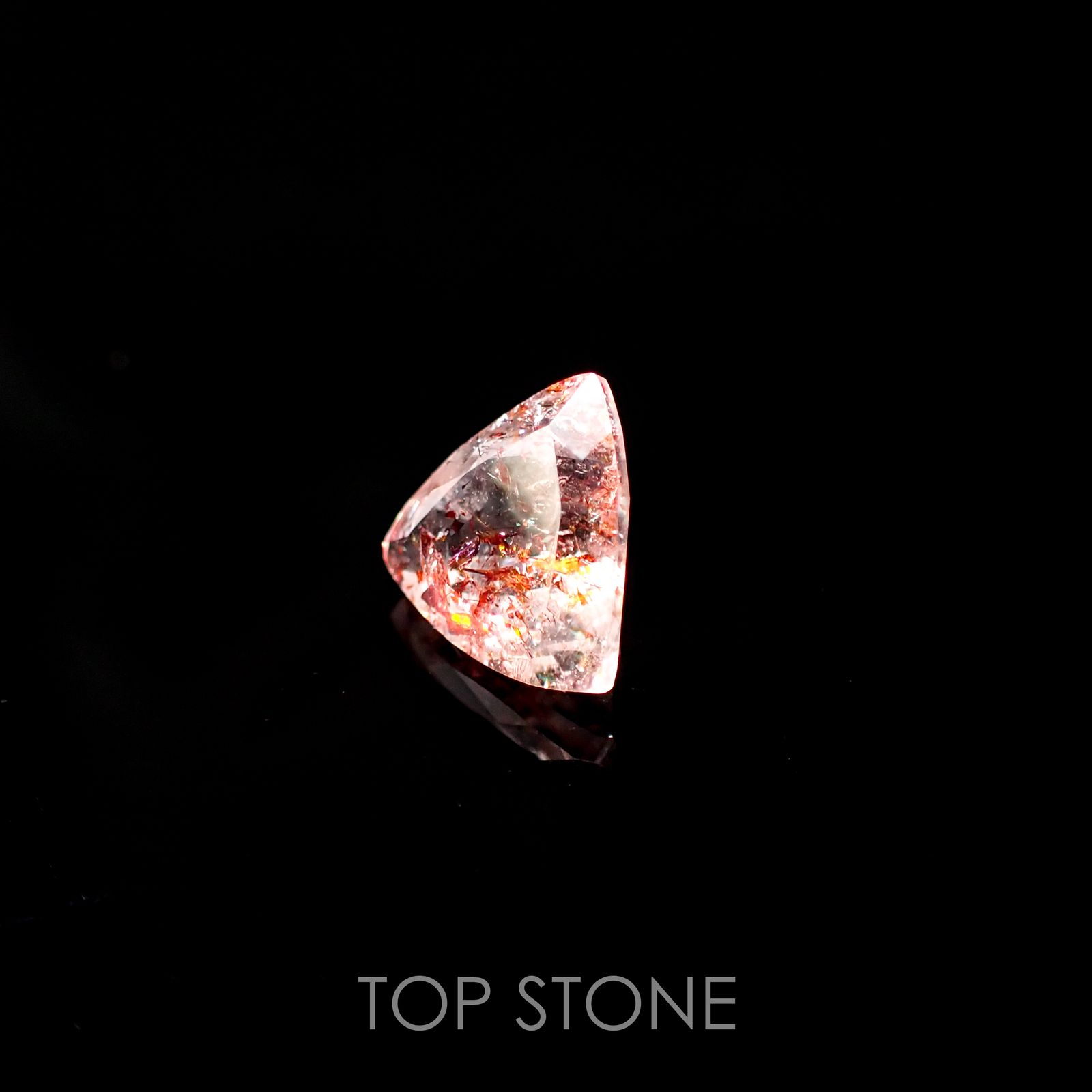 ファイヤークォーツ ナイジェリア産 ルース 1.59ct[210510707]8.3×8.3mm前後
