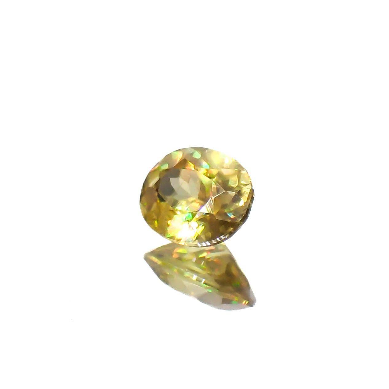 ゴールデンスフェーン(宝石名スフェーン)マダガスカル産 0.54ct 識別済[230120097]5.7x4.6mm前後