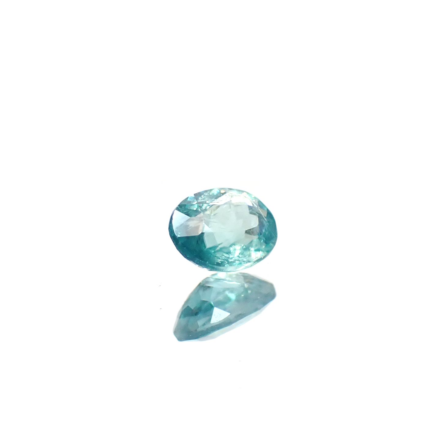 グランディディエライト(宝石名グランディディエライト)マダガスカル産 0.18ct 識別済[241229535]4.1x3.1mm前後