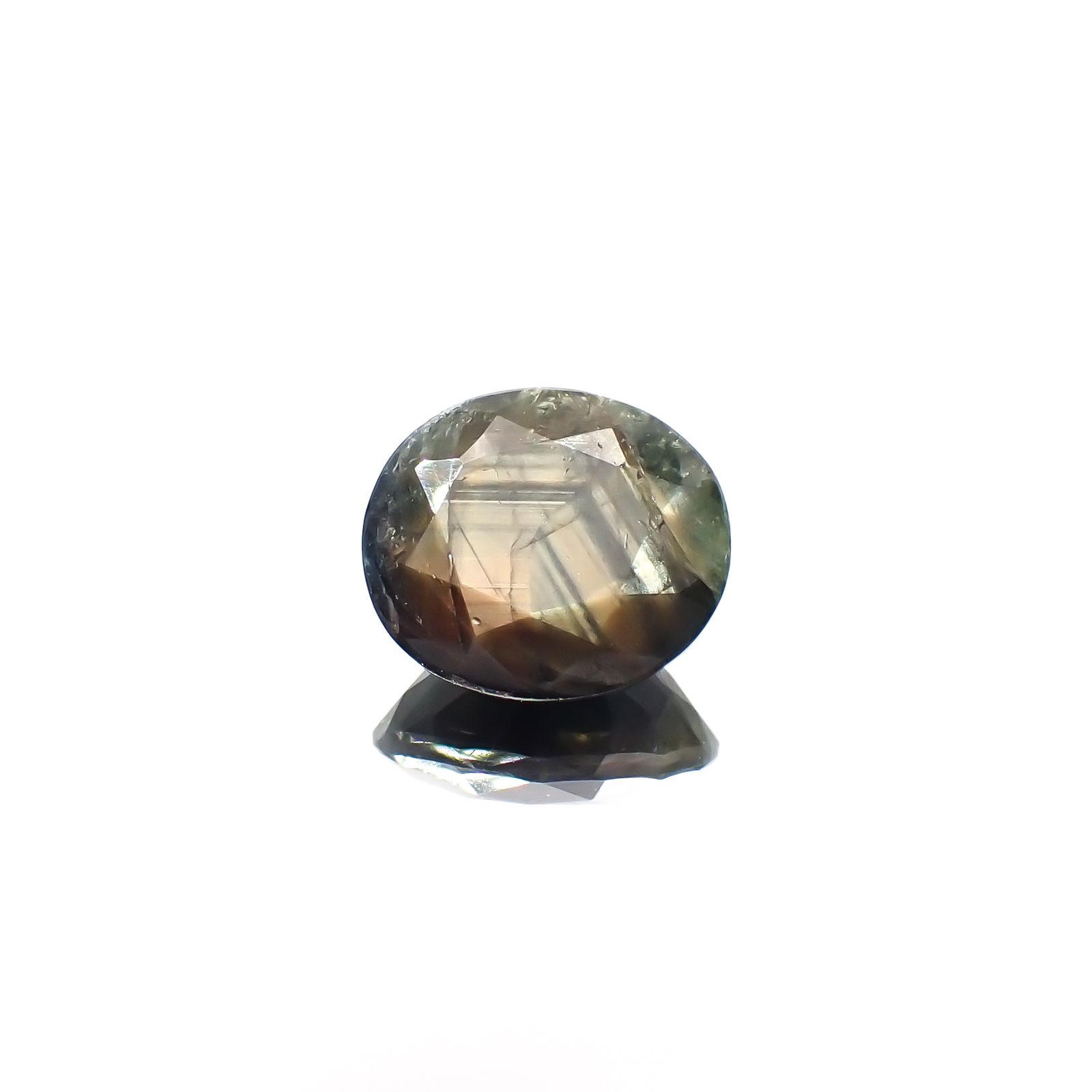 ゴールドシーンサファイア非加熱 ケニア産 6.60ct[230321336]11.8x10.2mm前後