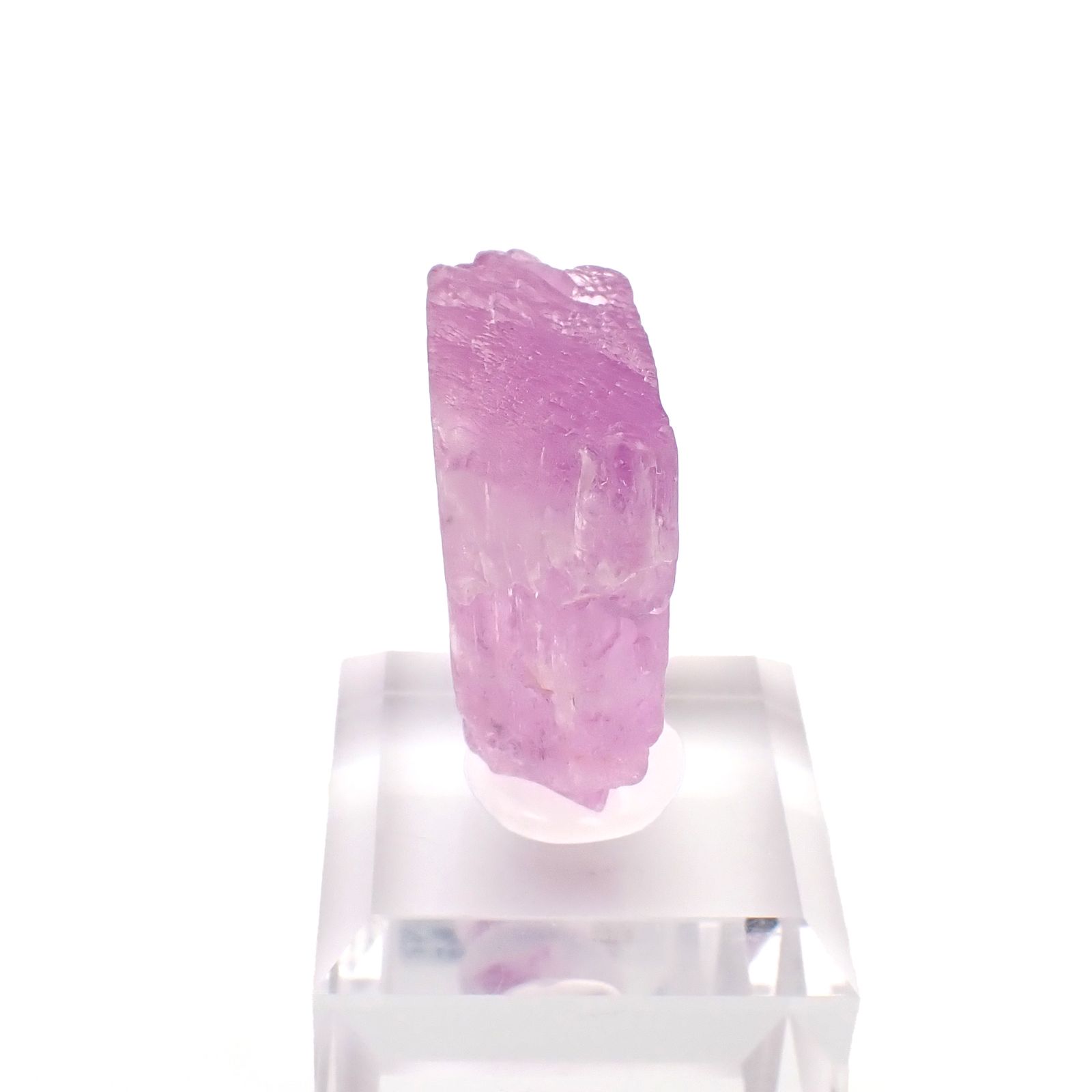 クンツァイト原石 アフガニスタン・ヌーリスターン州産 386.74ct(77.34g) / 44.9x18.7x51.9mm前後 [260832720]