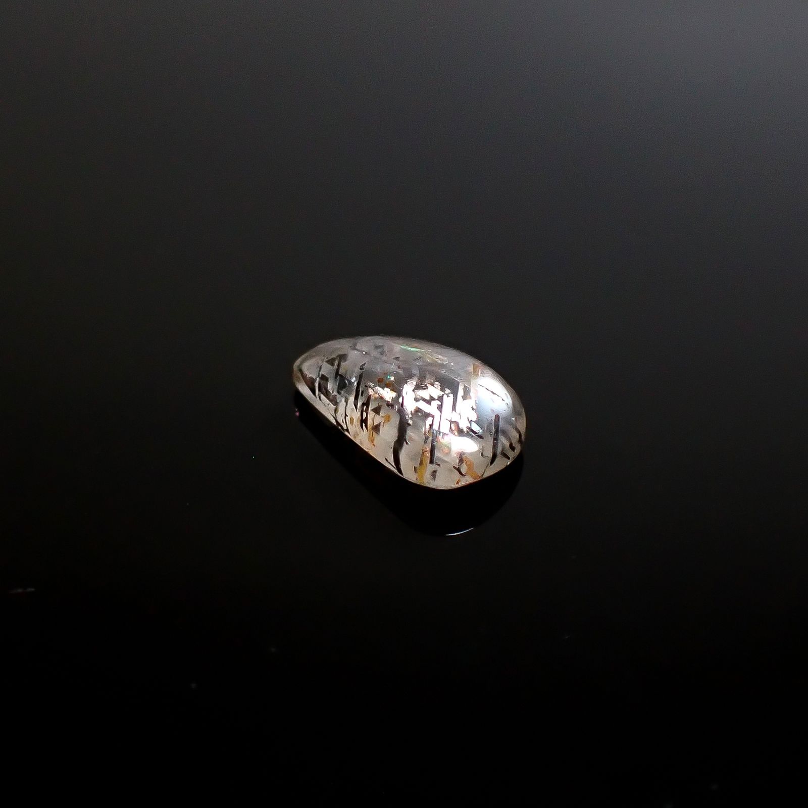 ◇フリーフォーム◇レインボーラティスサンストーン オーストラリア産 1.66ct [250730694]10.6x6.8mm前後