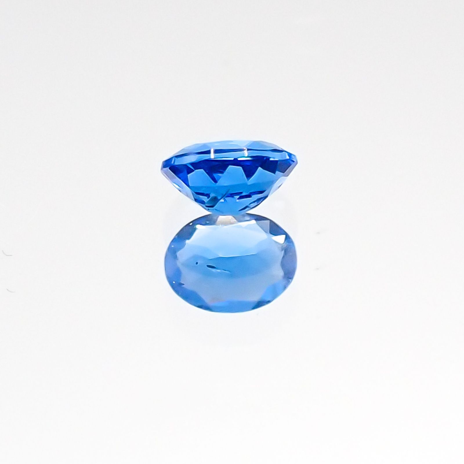 アウイナイト ドイツ産 ルース 0.069ct[20207657]3.1×2.4mm前後