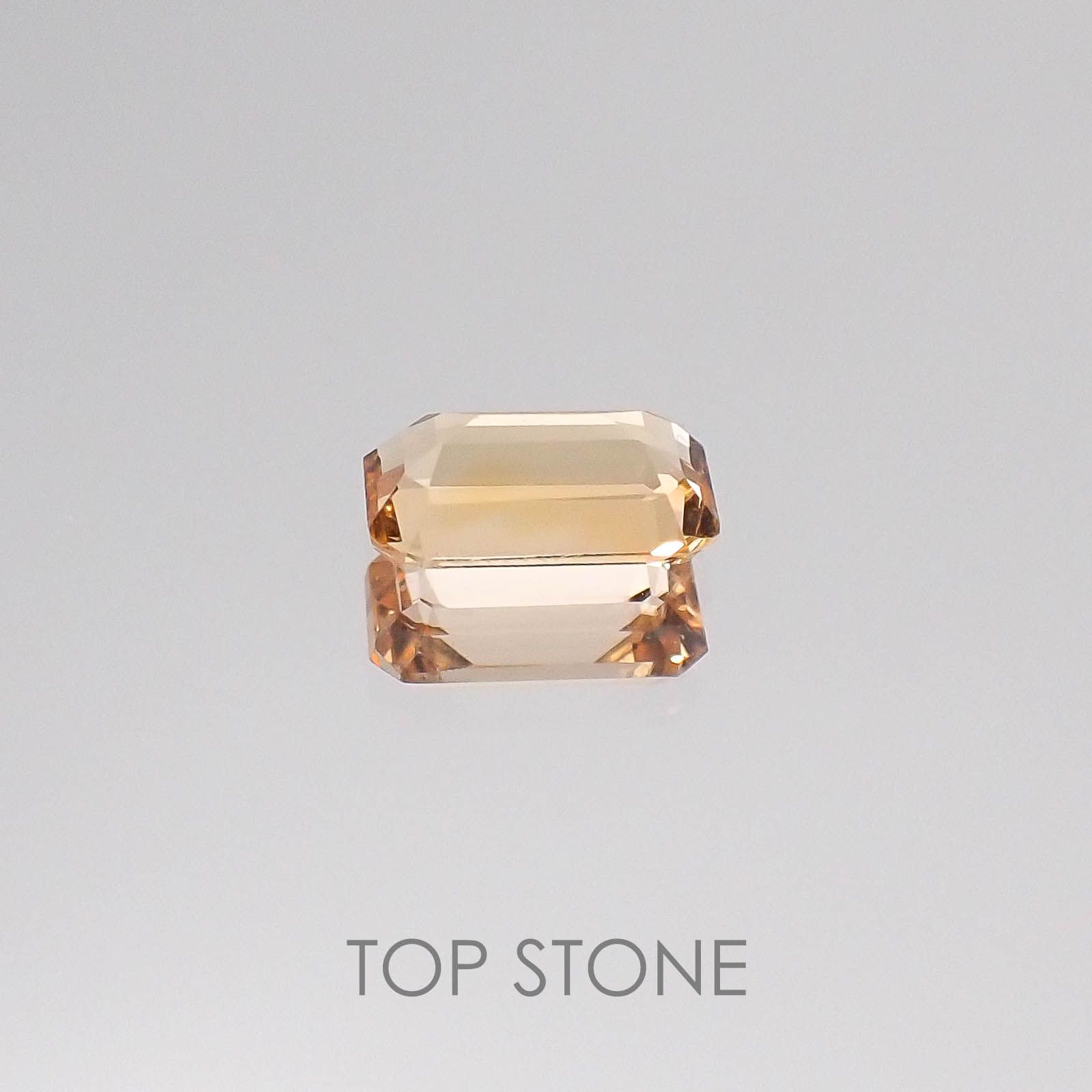 インペリアルトパーズ ブラジル産 ルース 0.38ct[20084374]5.6×3.1mm前後
