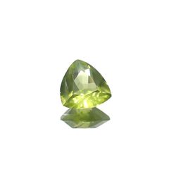 グリーンエンスタタイト(宝石名グリーン・エンスタタイト)カメルーン産 0.78ct 識別済[240125618]6.3x6.1mm前後