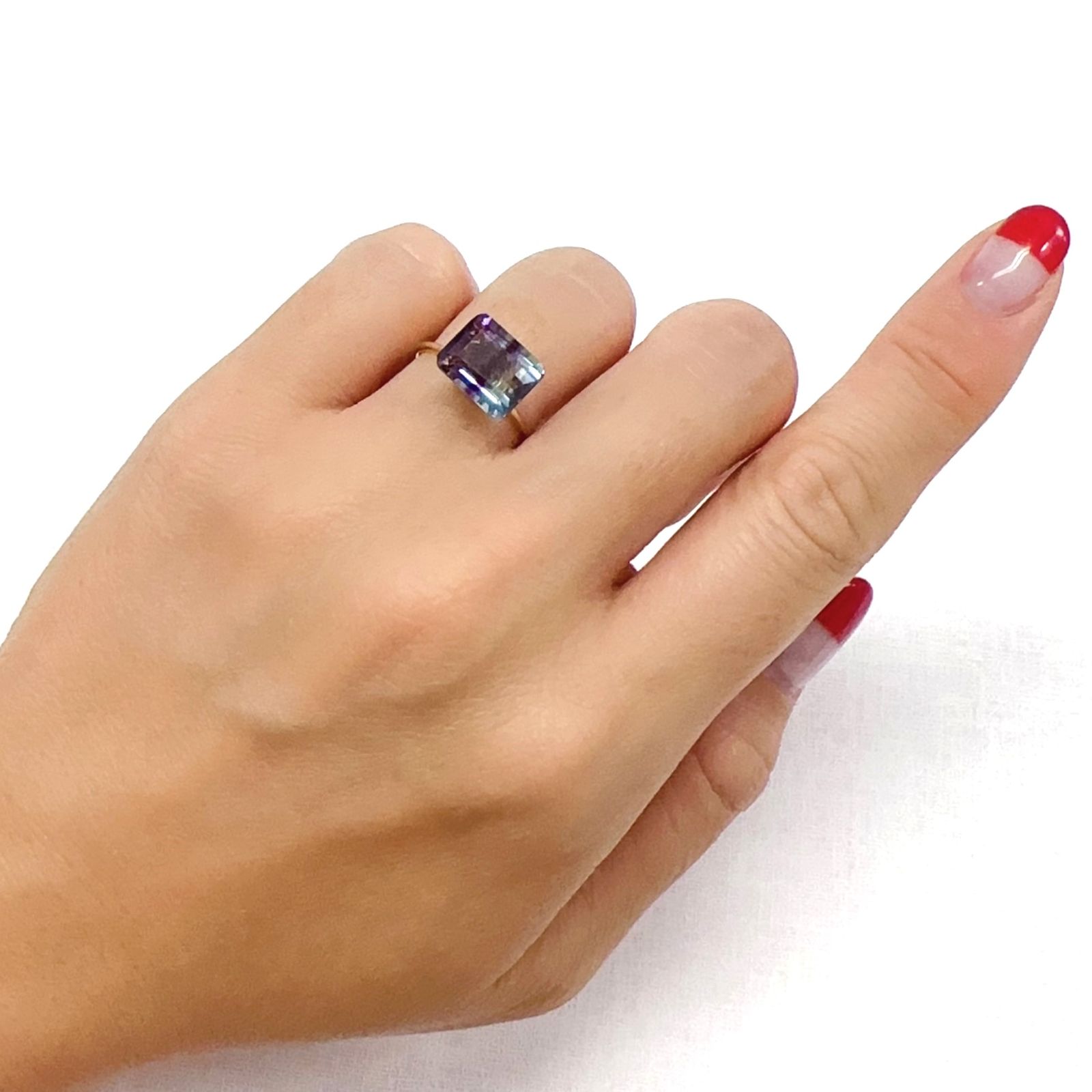 パーティカラーフローライト フルオレッセンス ブラジル産 4.32ct[230823267]10.1x8.1mm前後