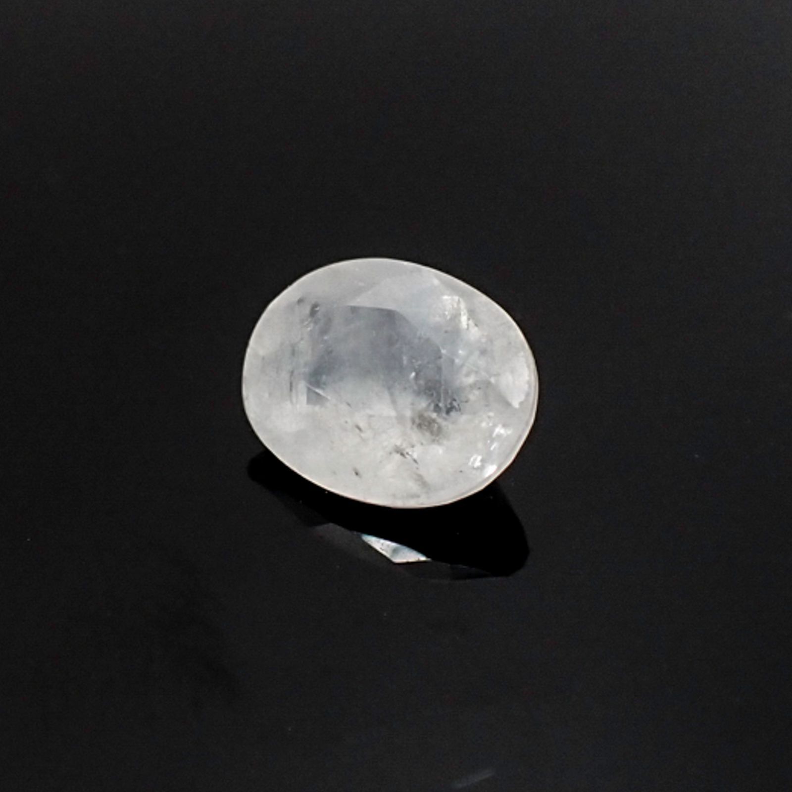 ユークレース ブラジル産 ルース 0.77ct[20106493]6.7×5.3mm前後