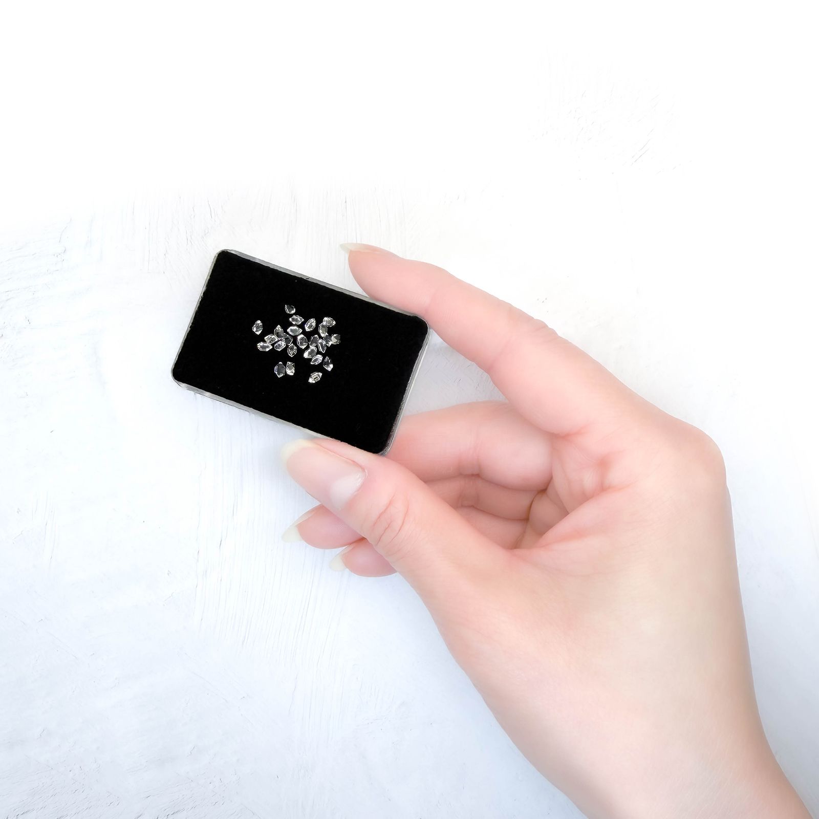 ◇メレセット◇ハーキマーダイヤモンド 原石 アメリカ・ニューヨーク州産 1.75ct / 2.8-3.5x1.5-2.3mm前後 [260231700]