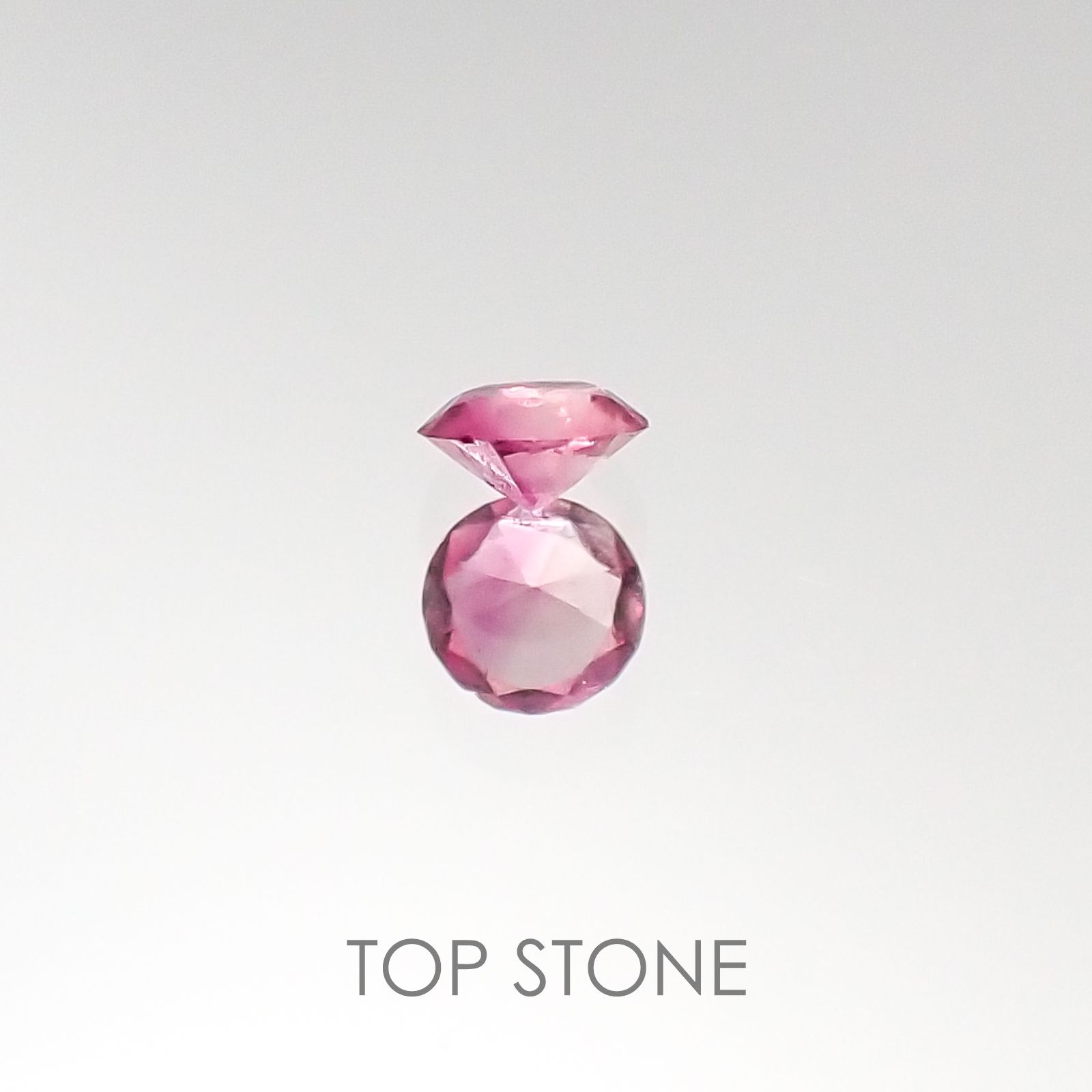 レッドベリル(宝石名レッド・ベリル) アメリカ・ユタ州産 0.043ct 識別済[20085224]2.5×2.5mm前後