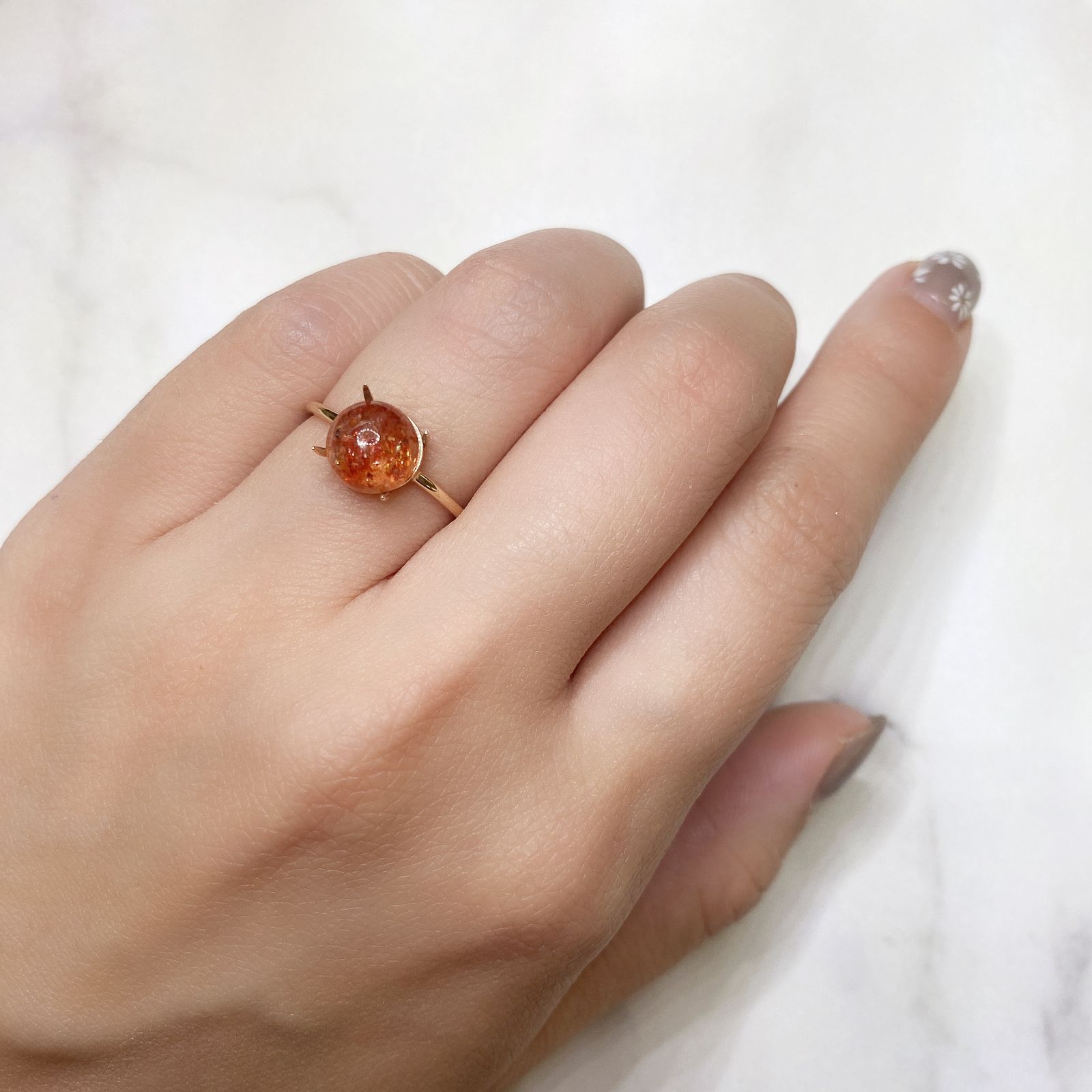イリュージョンサンストーン(宝石名フェルドスパー) タンザニア産 2.17ct 識別済[210812308]7.9×7.9mm前後