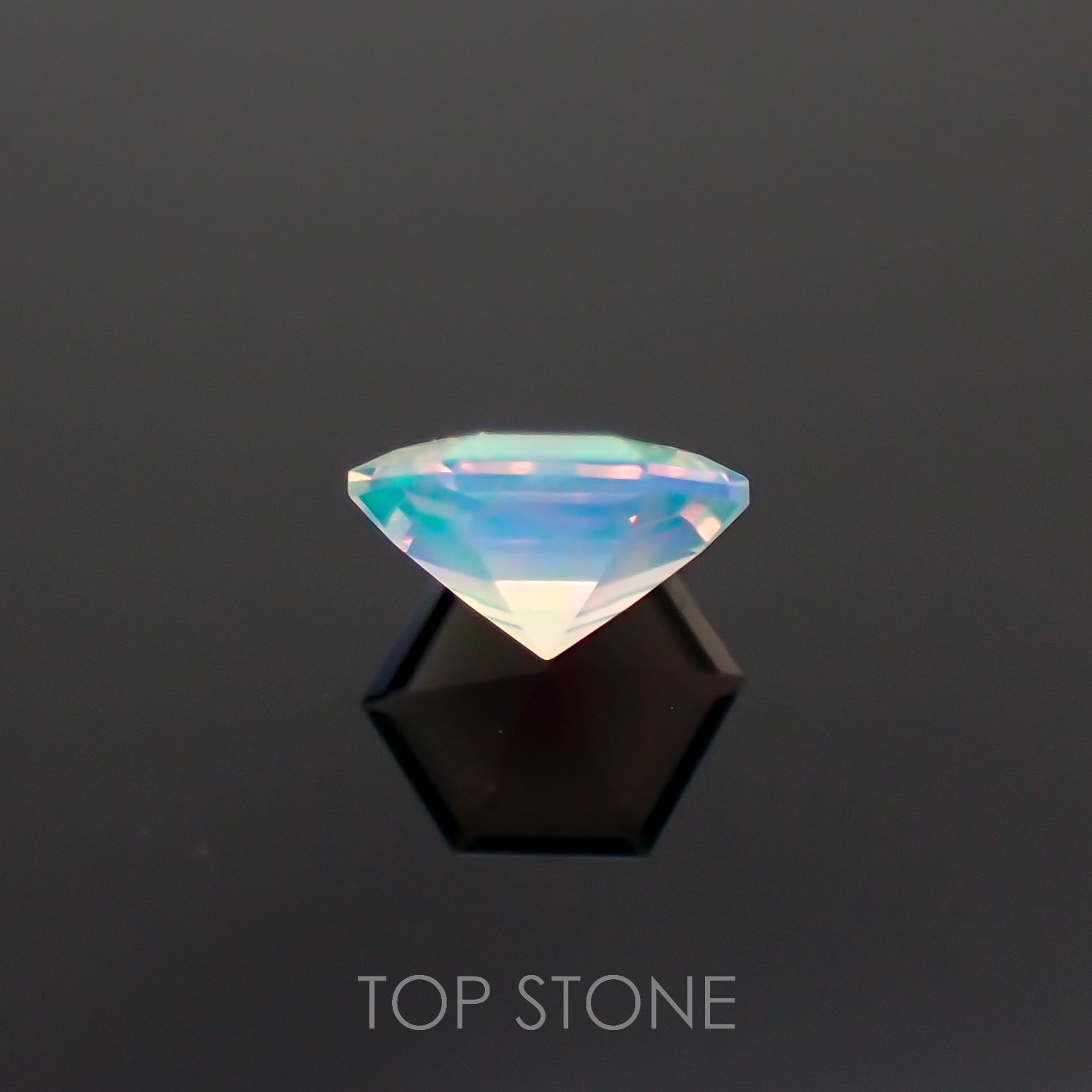 ◇ヘキサゴンカット◇エチオピアオパール エチオピア産 0.16ct[221018441]4x3.9mm前後