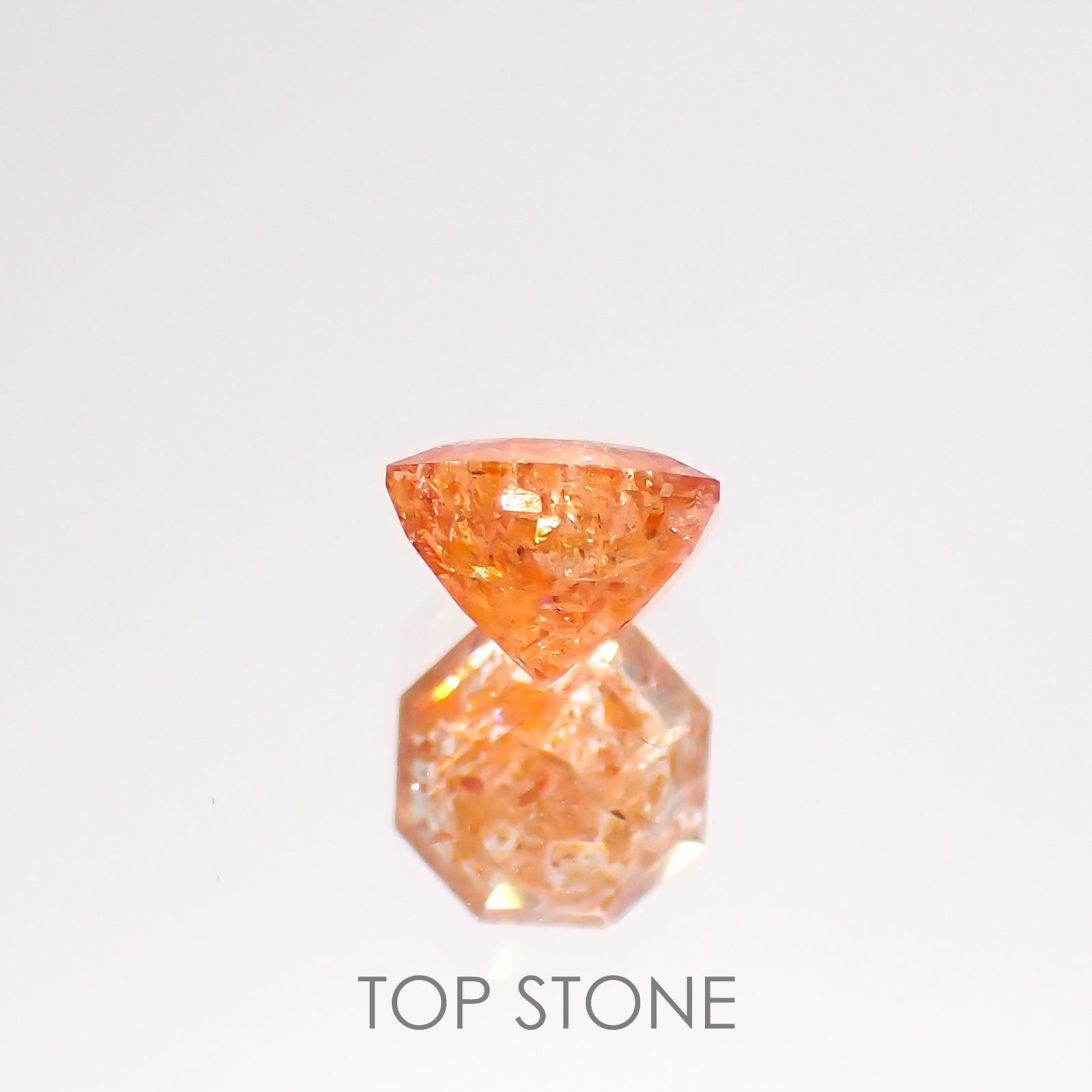 ◇オクタゴンカット◇イリュージョンサンストーン インド産 0.77ct[220115488]5.7x5.6mm前後