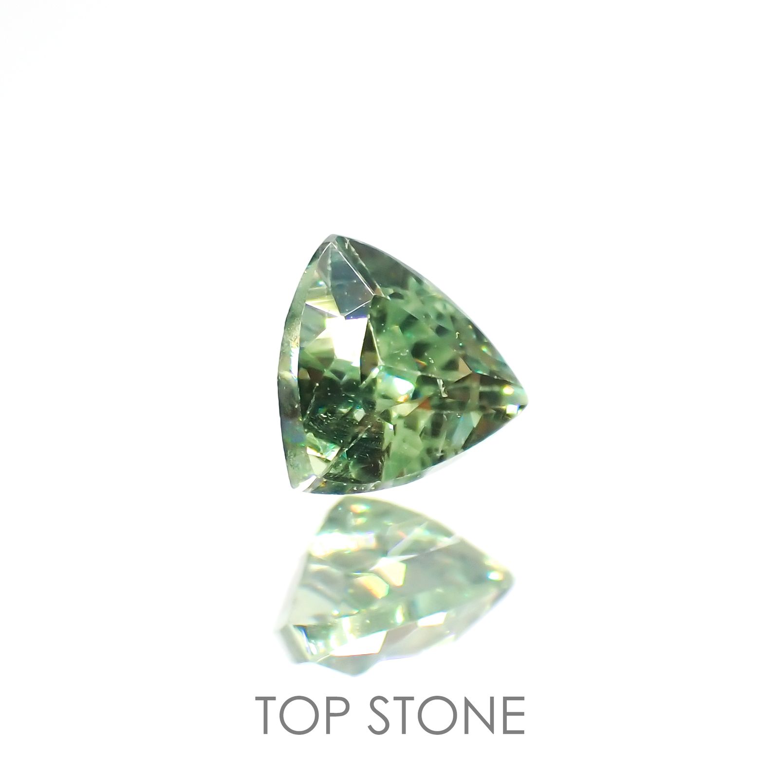 デマントイドガーネット(宝石名デマントイド・ガーネット) ナミビア産 0.16ct 識別済[210912791]3.1×3mm前後