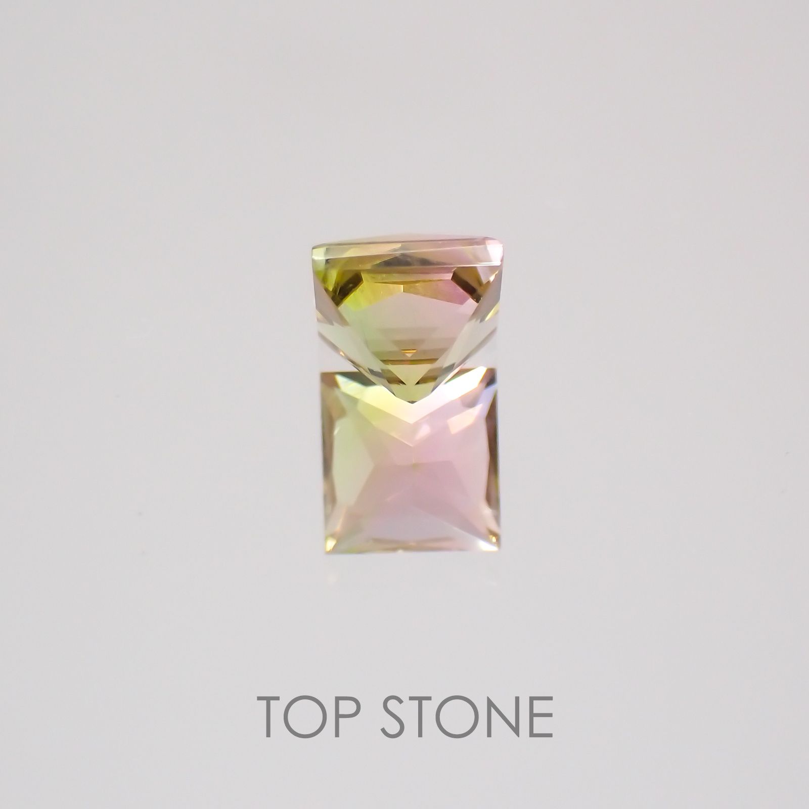 プリンセスカット バイカラートルマリン ブラジル産 ルース 0.5ct[21018908]4.1×4.1mm前後 | TOP  STONE(トップストーン)