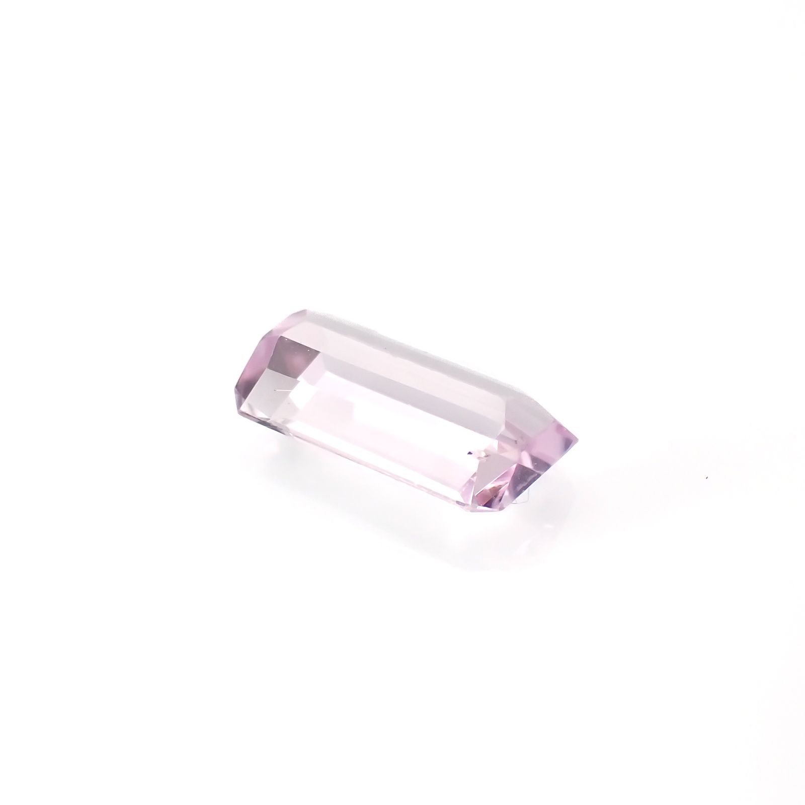 クンツァイト(宝石名クンツァイト)アフガニスタン産 1.55ct 識別済[231023870]9.5x5.5mm前後