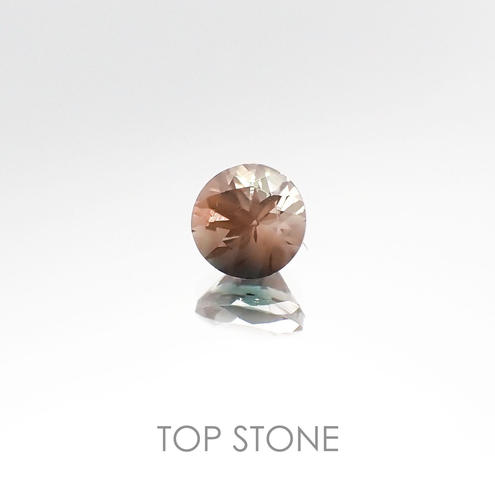 バイカラーオレゴンサンストーン アメリカ産 ルース 0.51ct