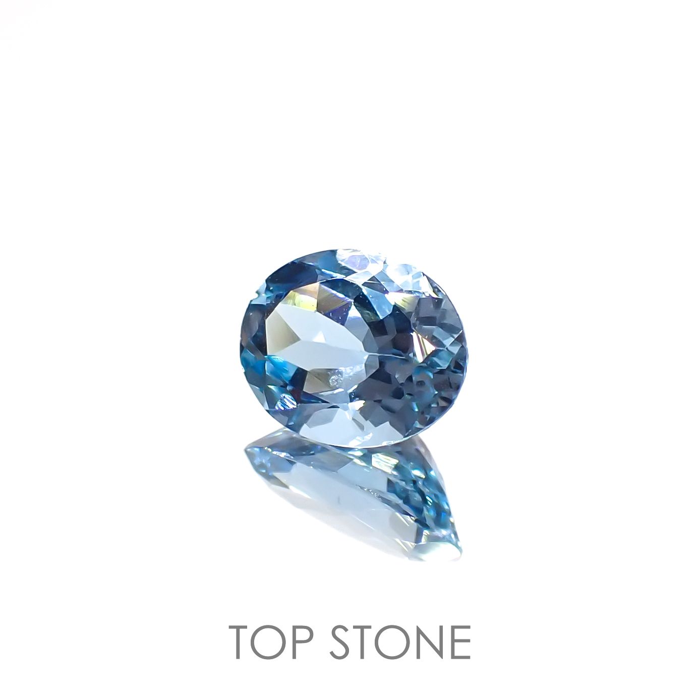 アクアマリン(宝石名アクアマリン)ナイジェリア産 1.06ct 識別済[220817384]8.1x6.2mm前後