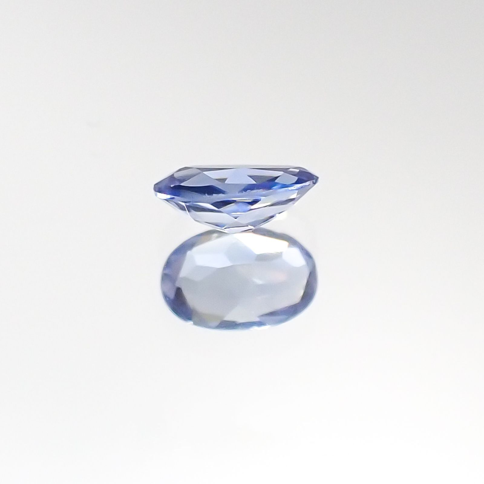 アメリカ,サンベニト産ベニトアイト 0.47ct - IRODORI STONE