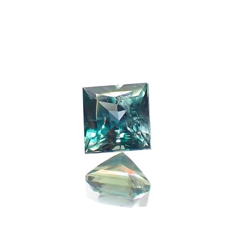 ◇プリンセスカット◇アレキサンドライト ブラジル産 0.13ct[230522056]2.6x2.6mm前後