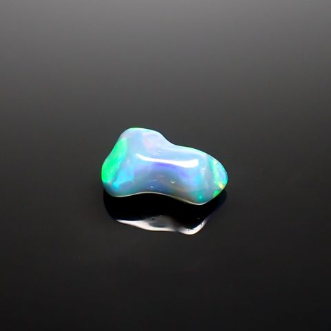 ◇バロック型◇ブラックオパール(宝石名オパール/加熱処理) エチオピア産 1.06ct 識別済[210913245]9.3×6.7mm前後