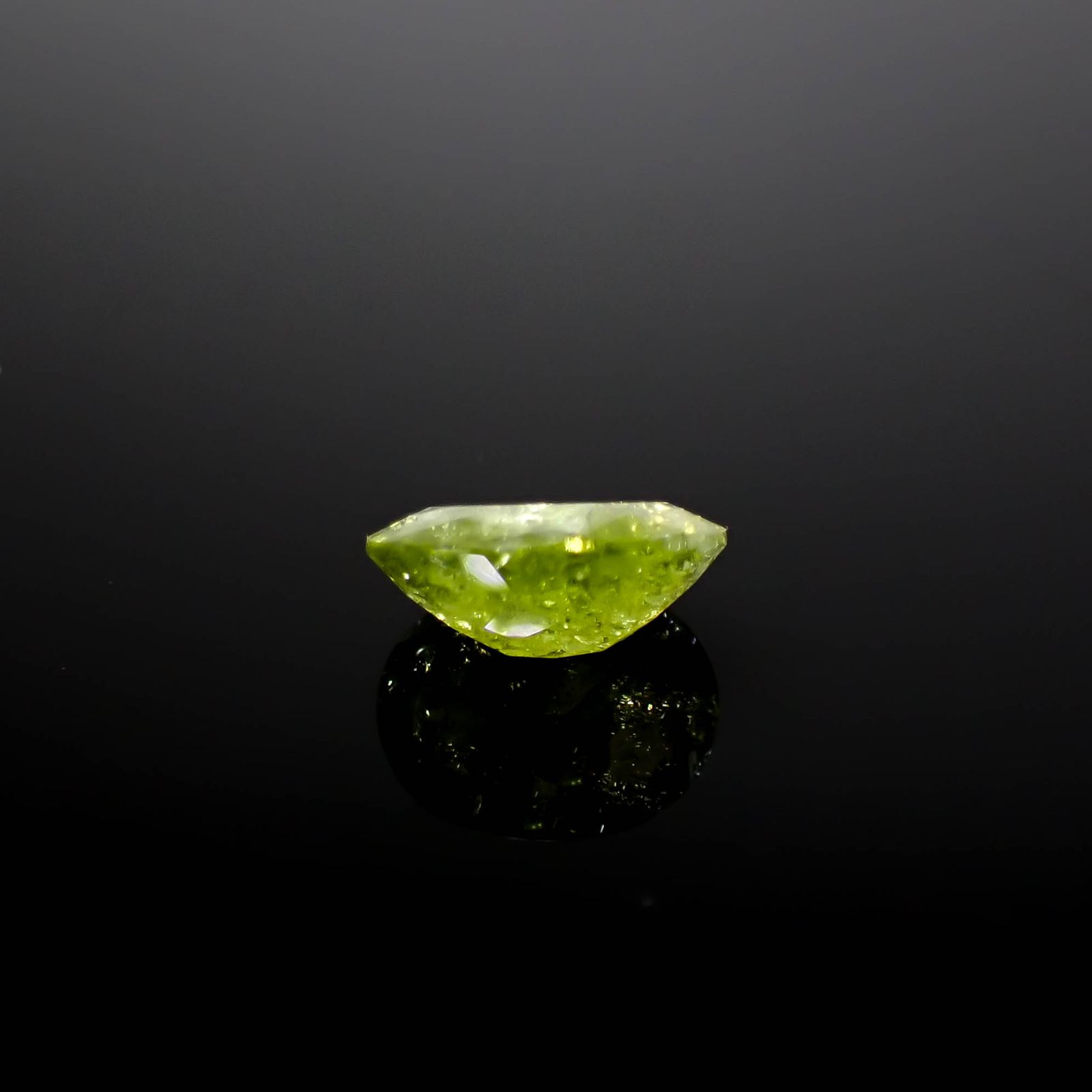 イリデッセンスクロムトルマリン ケニア産 2.35ct[240928939]10.1x8.1mm前後