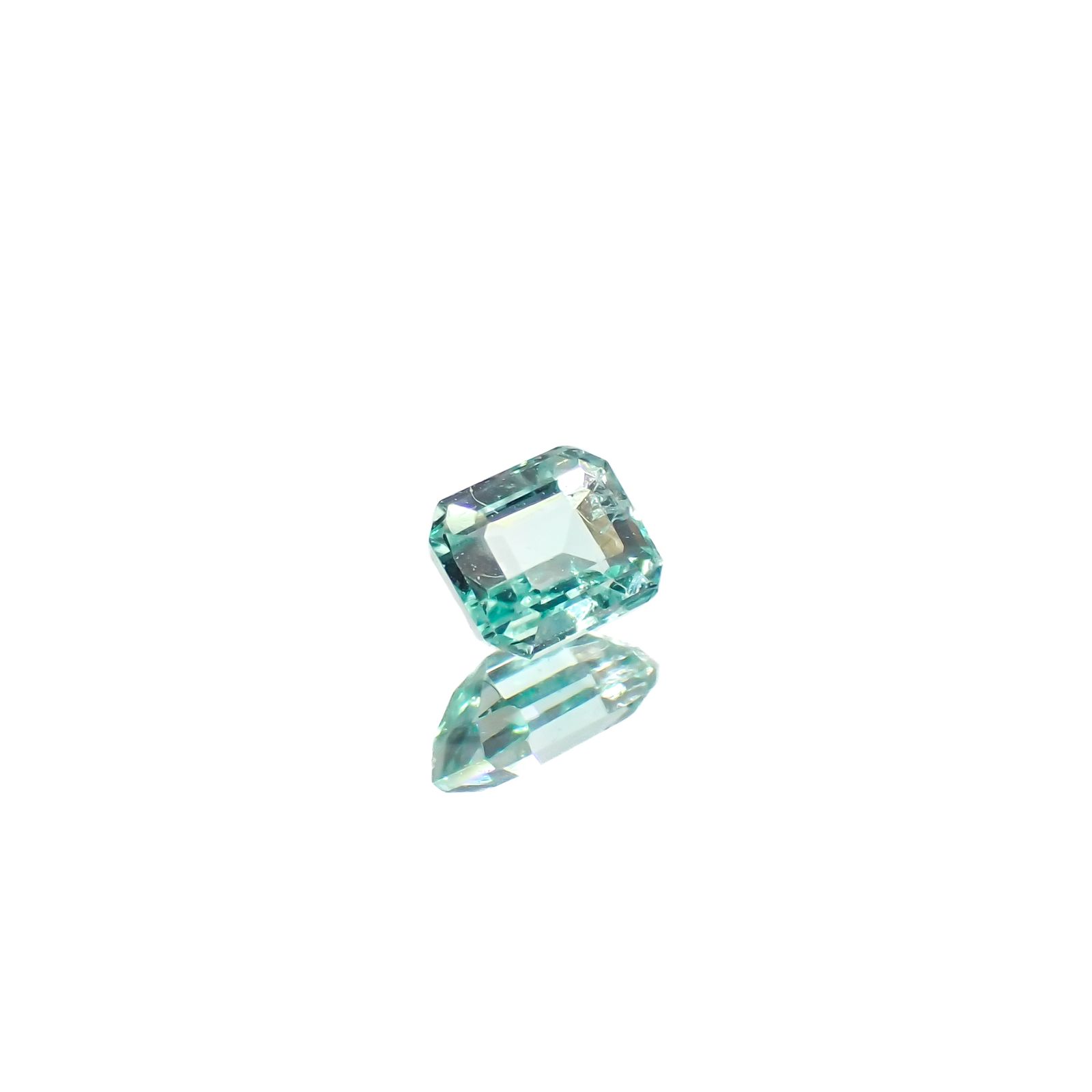 パステルカラーエメラルド コロンビア産 0.18ct[240225954]3.7x2.9mm前後