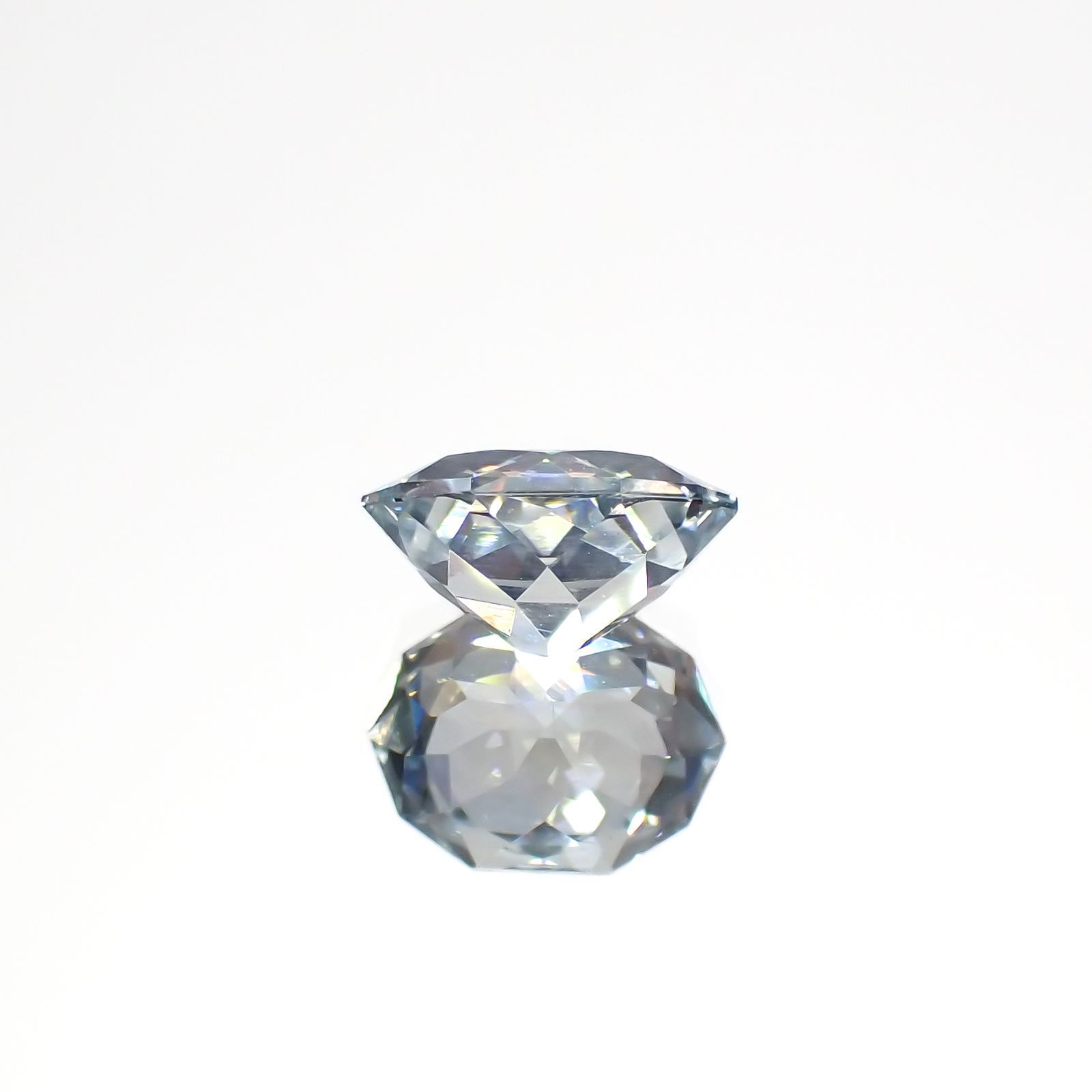◇カスタムカット◇アイスブルーサファイア(宝石名サファイア)スリランカ/マダガスカル産 1.54ct 識別済[220817454]7.8x5.9mm前後