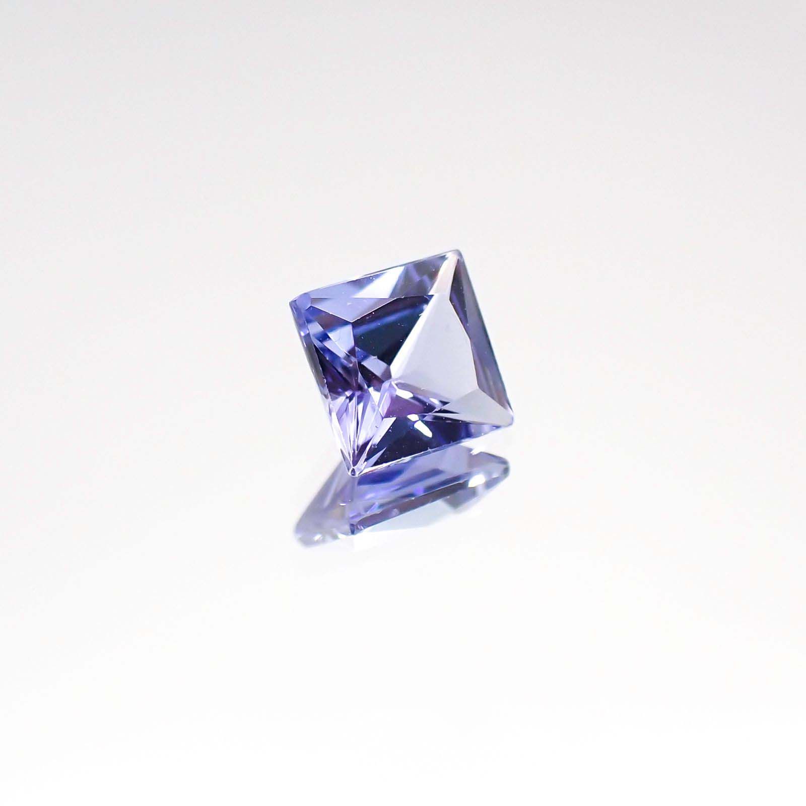 ◇プリンセスカット◇タンザナイト(宝石名タンザナイト)タンザニア産 0.60ct 識別済[230723008]4.9x4.9mm前後