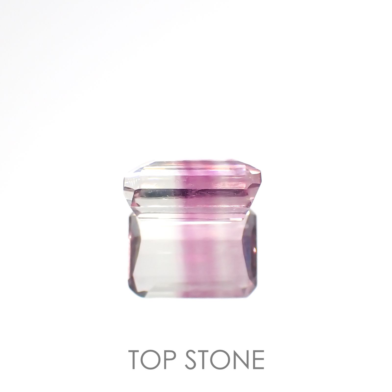 バイカラーフローライト 中国産 1.78ct[220917992]8x6mm前後